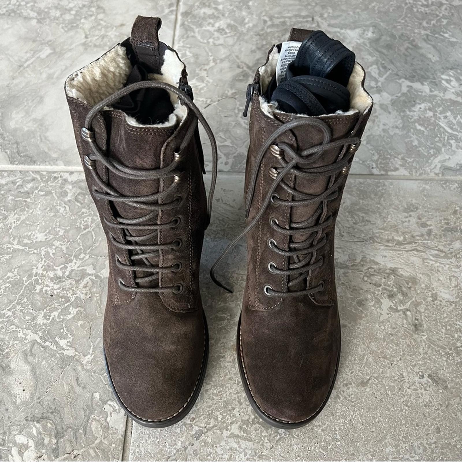 NEW Clarks Thornby Lace Dark Brown Suede Boots, Size UK 8D, US 10.5 Retail £120