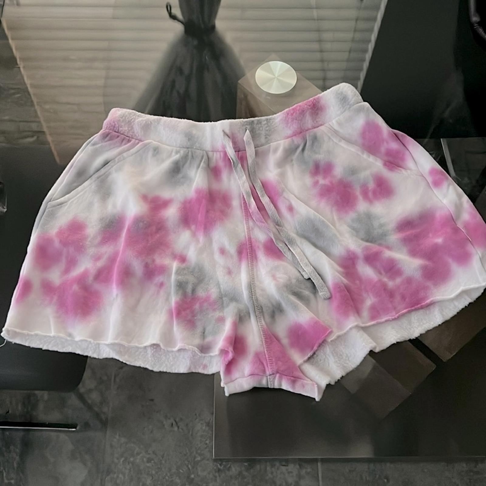 NEW Free People Kelly Fleece Lined Tie-Dye Jersey Shorts in Pink Size M