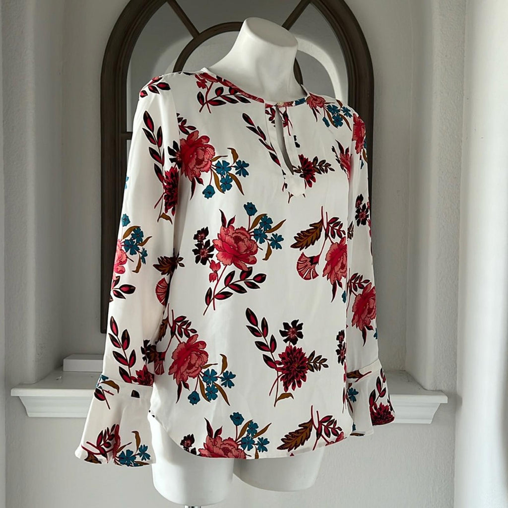 NEW Ann Taylor LOFT White Floral Print Blouse, Keyhole Bell Sleeve Size XS NWOT