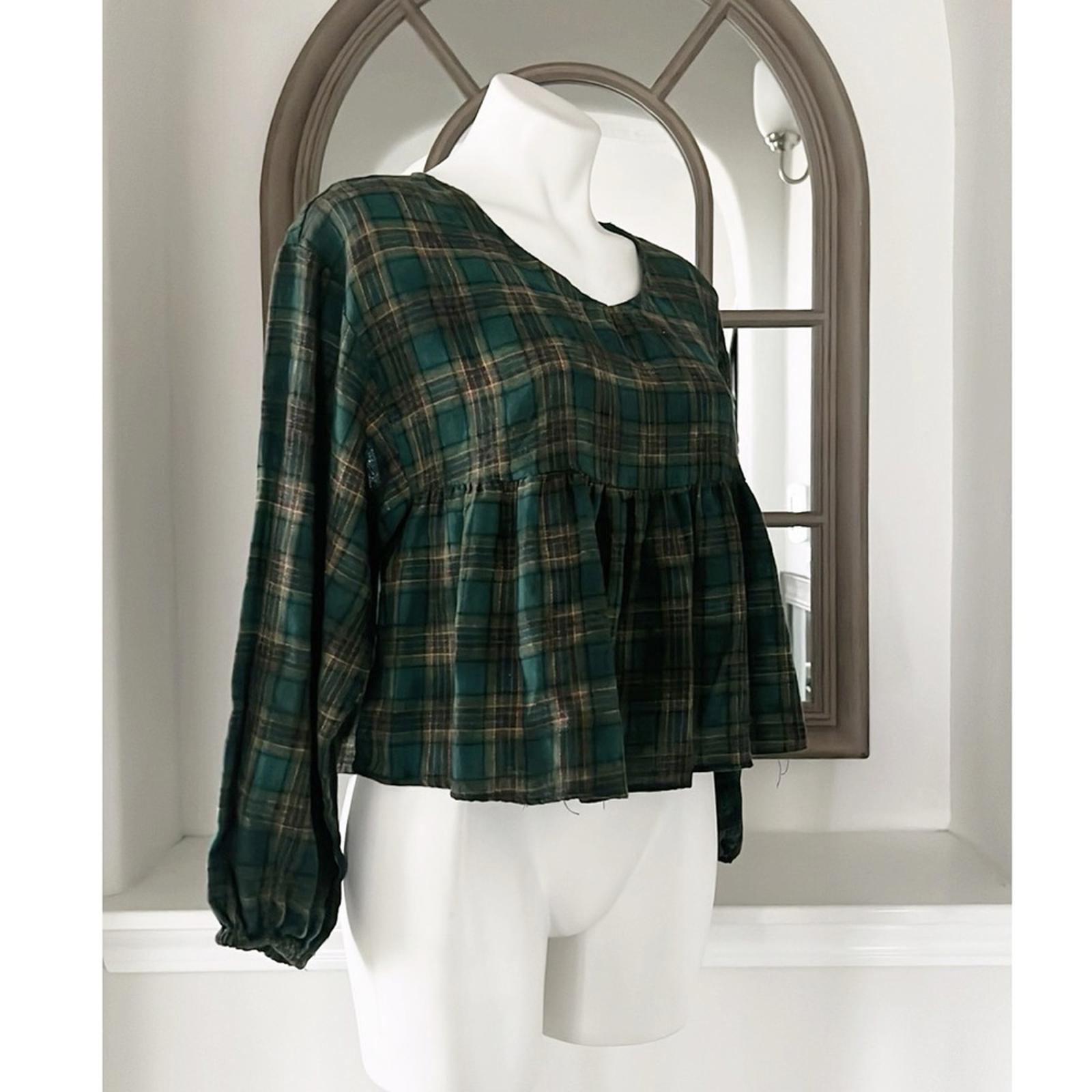 Chelsea & Violet Plaid Peplum Cropped Blouse in Olive, Size XS, New w/Tag