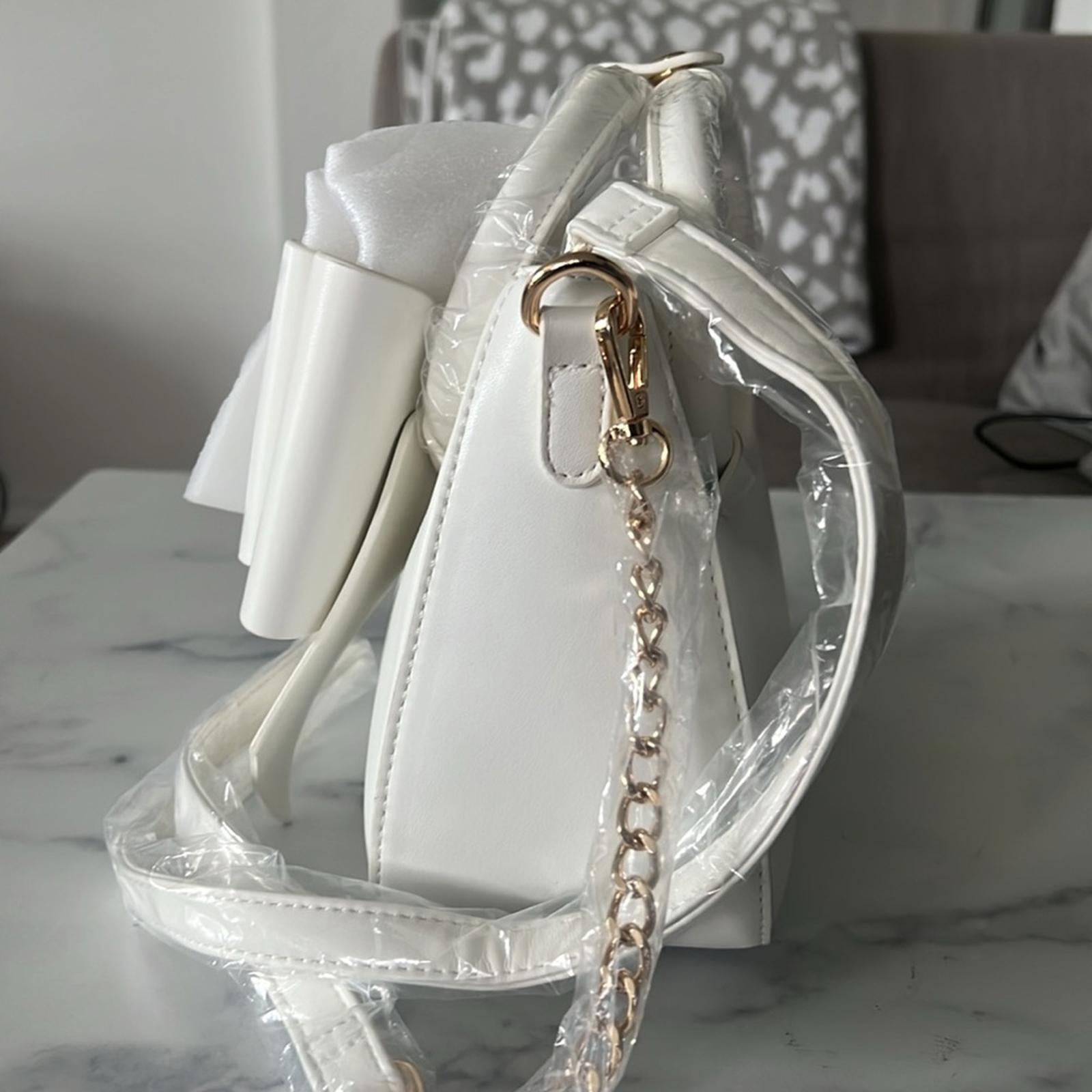 Like Dreams Madeline Bow Small Crossbody Bag in Cream White, NWT
