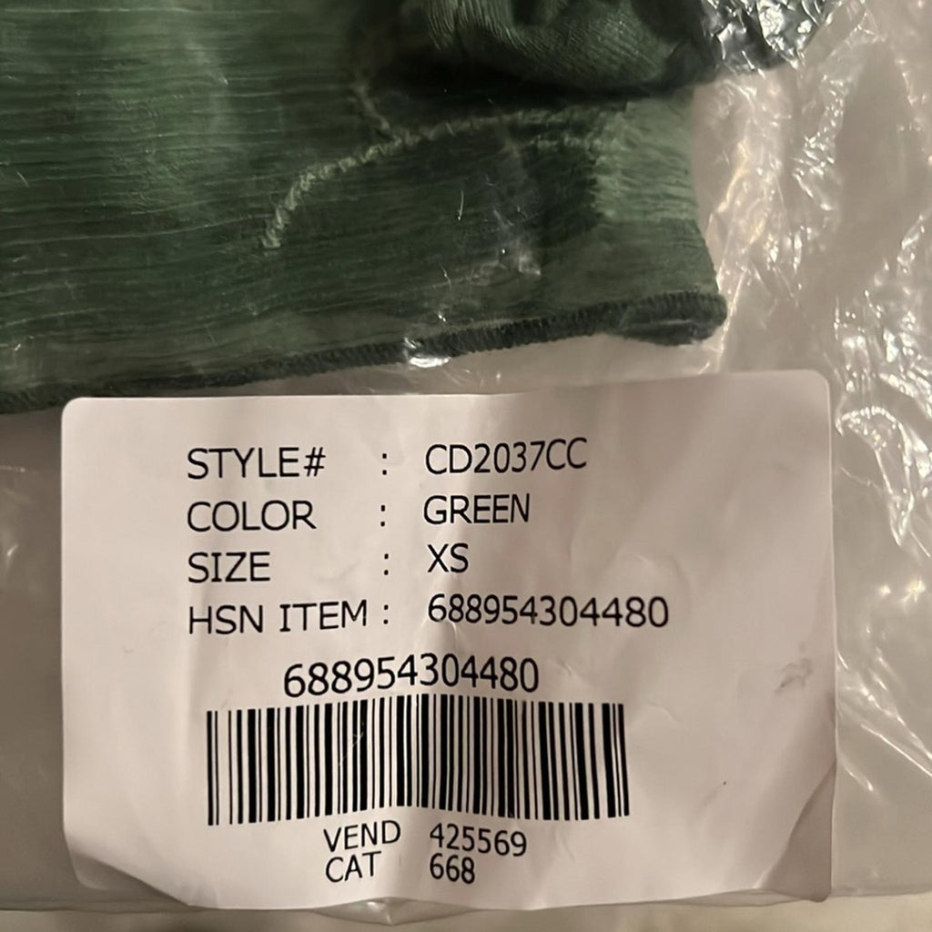 Curations Embroiderd Sleeveless Tank Top/ Blouse in Green, Size XS New w/Tag