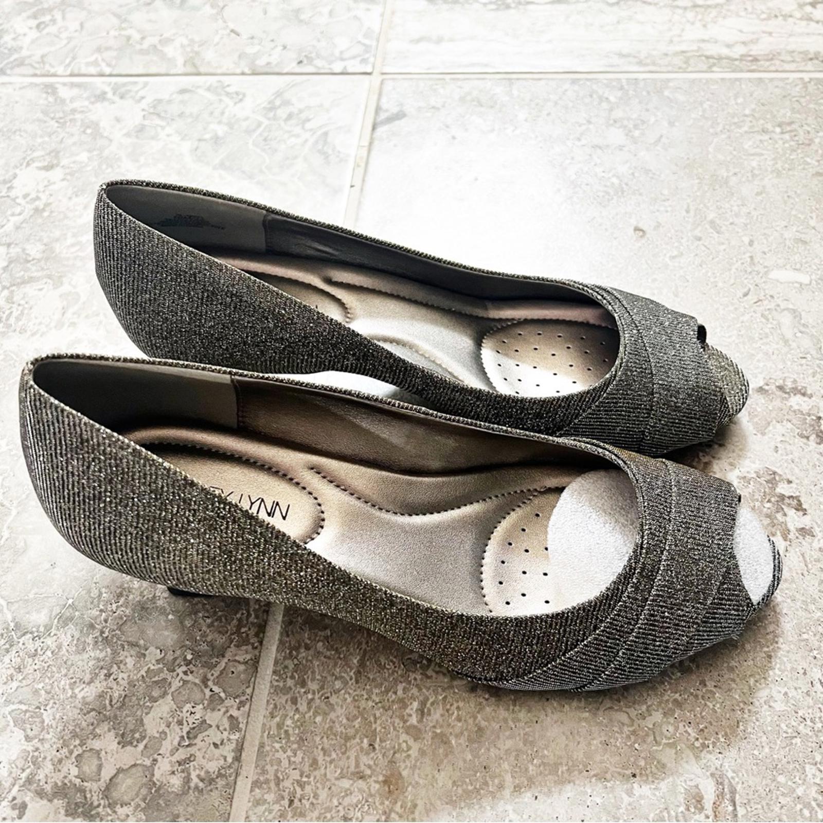 Aubrey Lynn Al-Abbey Dark Gold/Pewter Evening Glitter Shoes, NWT, Size 10