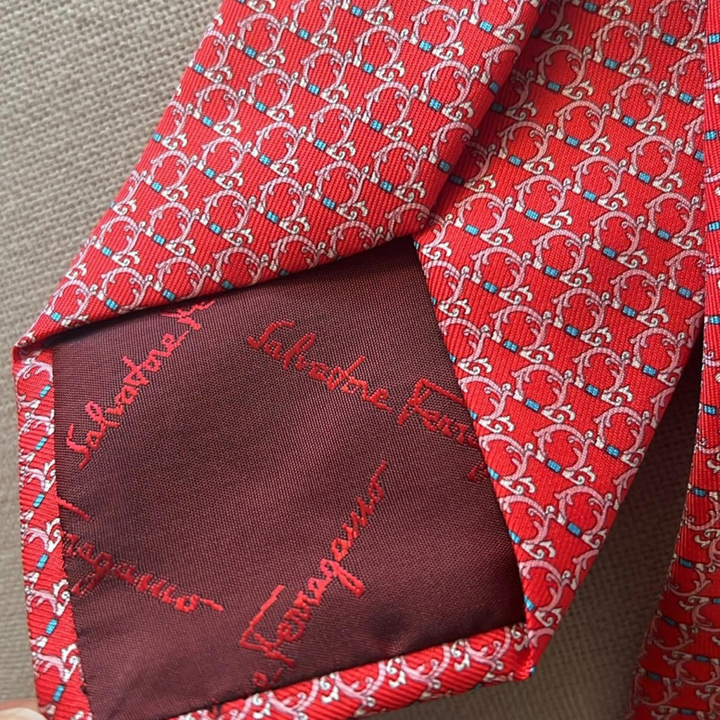 FERRAGAMO Gancini Silk Classic Tie in Rosso/ Red, New w/Tag