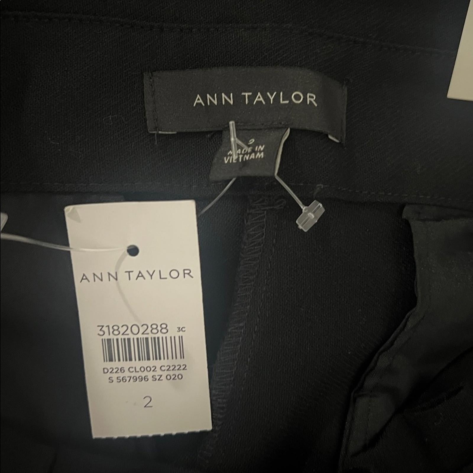 Ann Taylor Paper Bag Waist High-Rise Ankle Pants in Black, Size 2, NEW