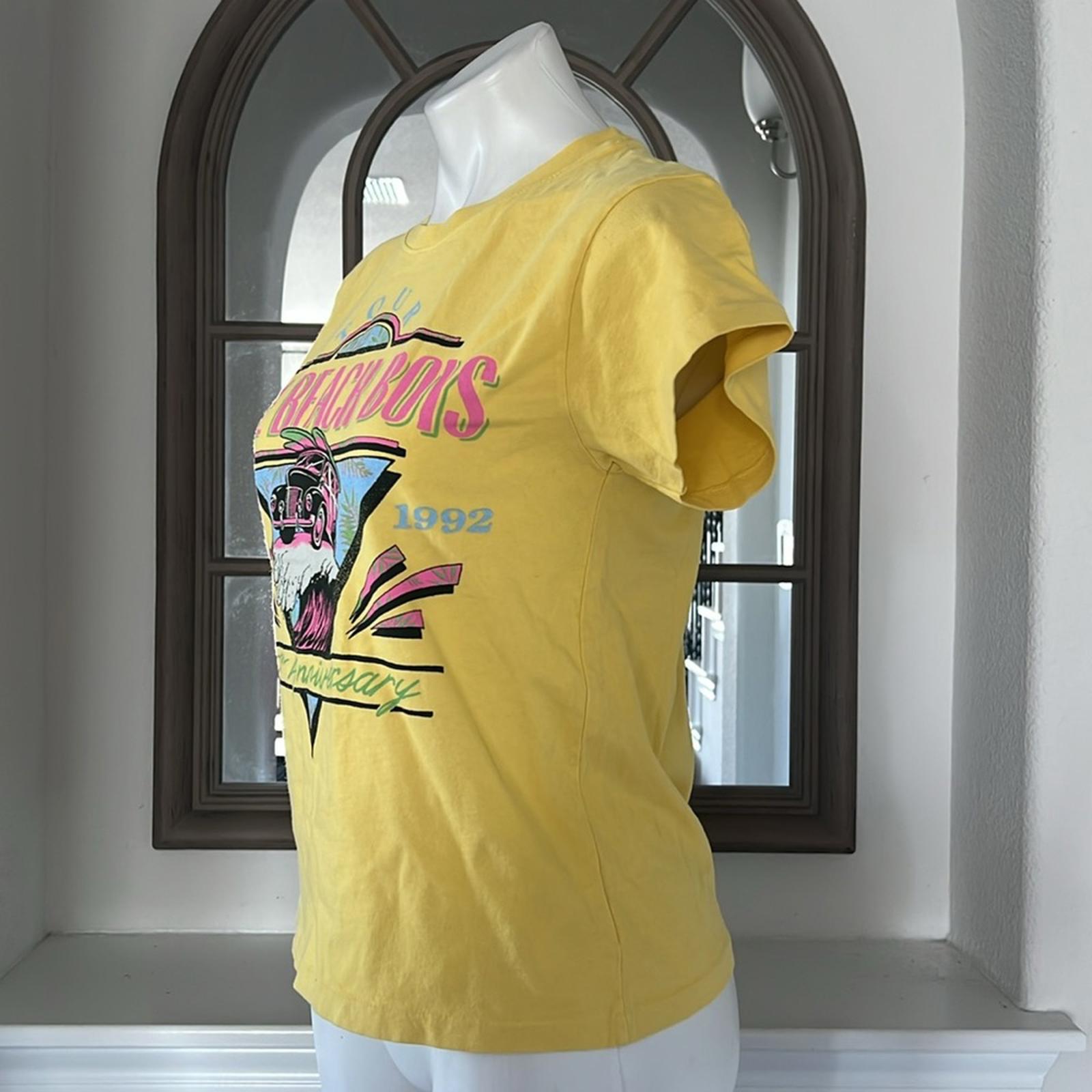 DAYDREAMER The Beach Boys 30th Anniversary Tour Tee in Yellow Bloom Size XS NWT