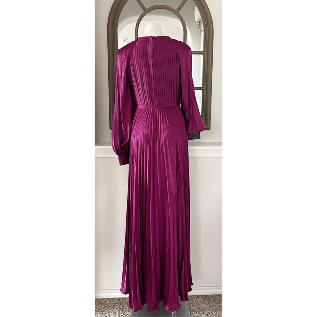 Mac Duggal IEENA Pleated Long Sleeve Satin Gown, Purple Size 8 New w/Tag $498
