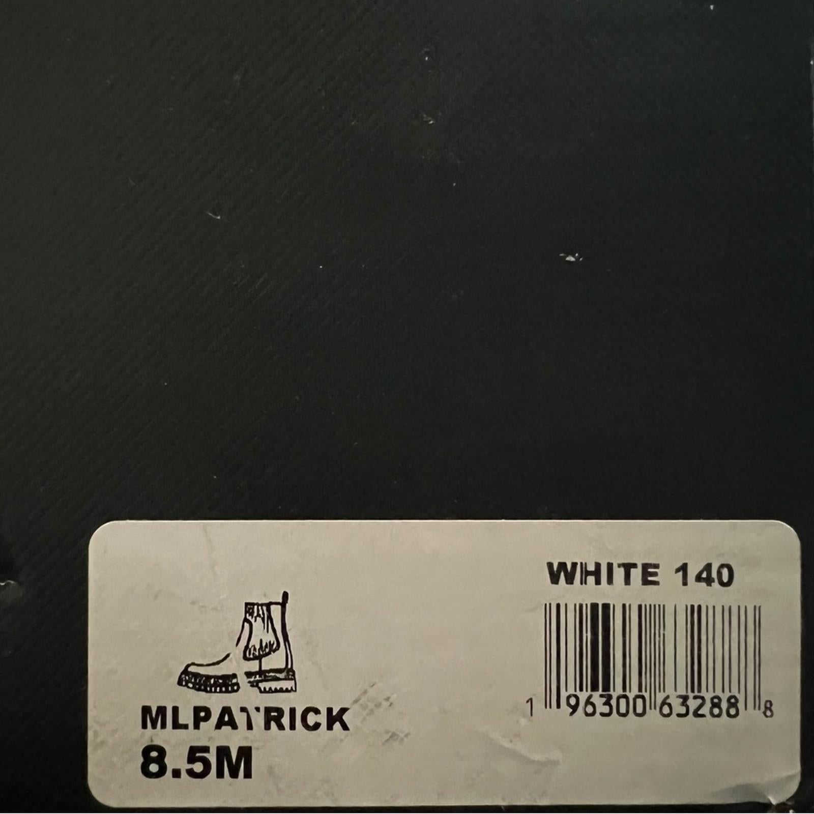 Marc Fisher Patrick Chelsea Lugsole Boots, White Size 8.5 New in Box Retail $199
