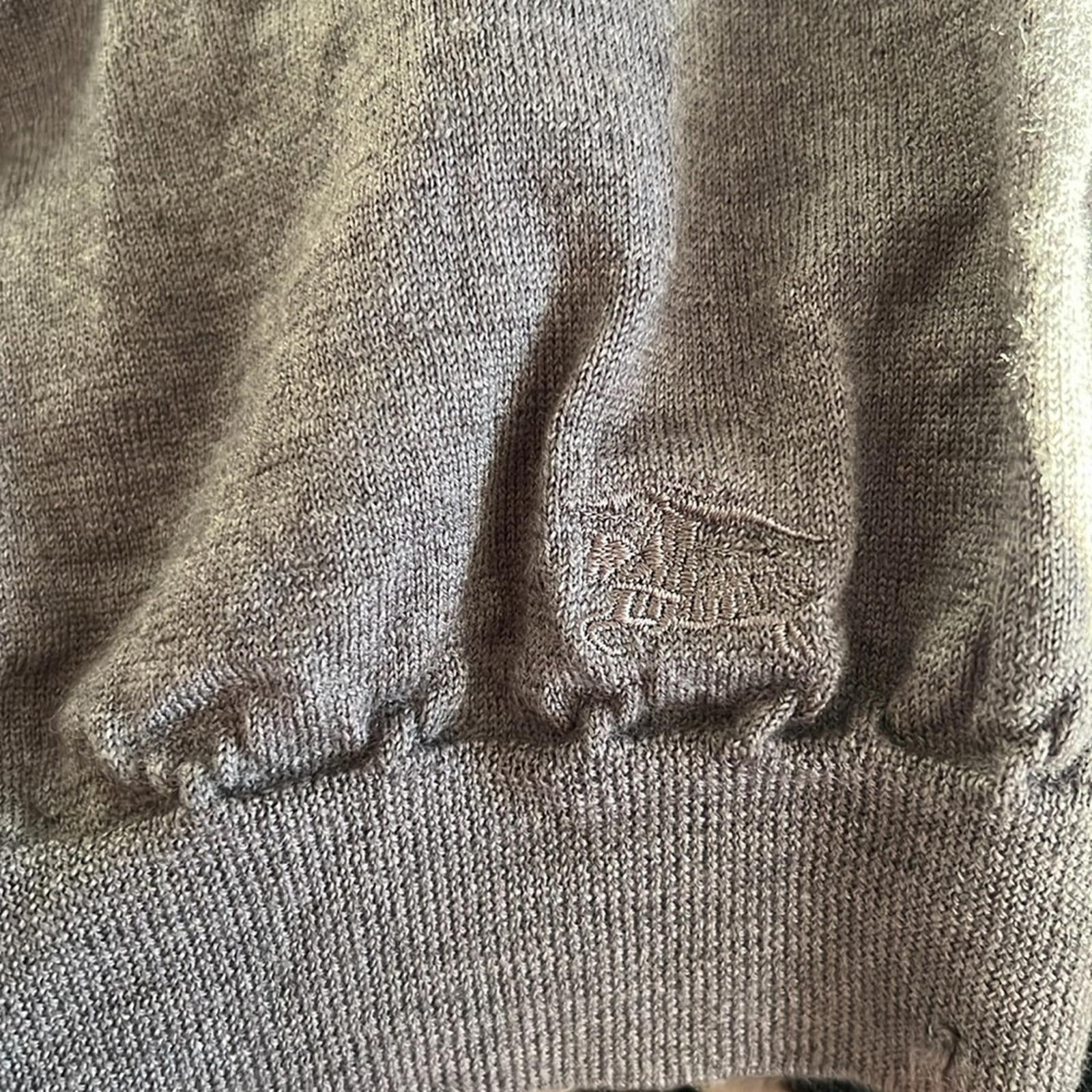 Burberry London Crewneck 3/4 Sleeve Sweater in Grey, Size M