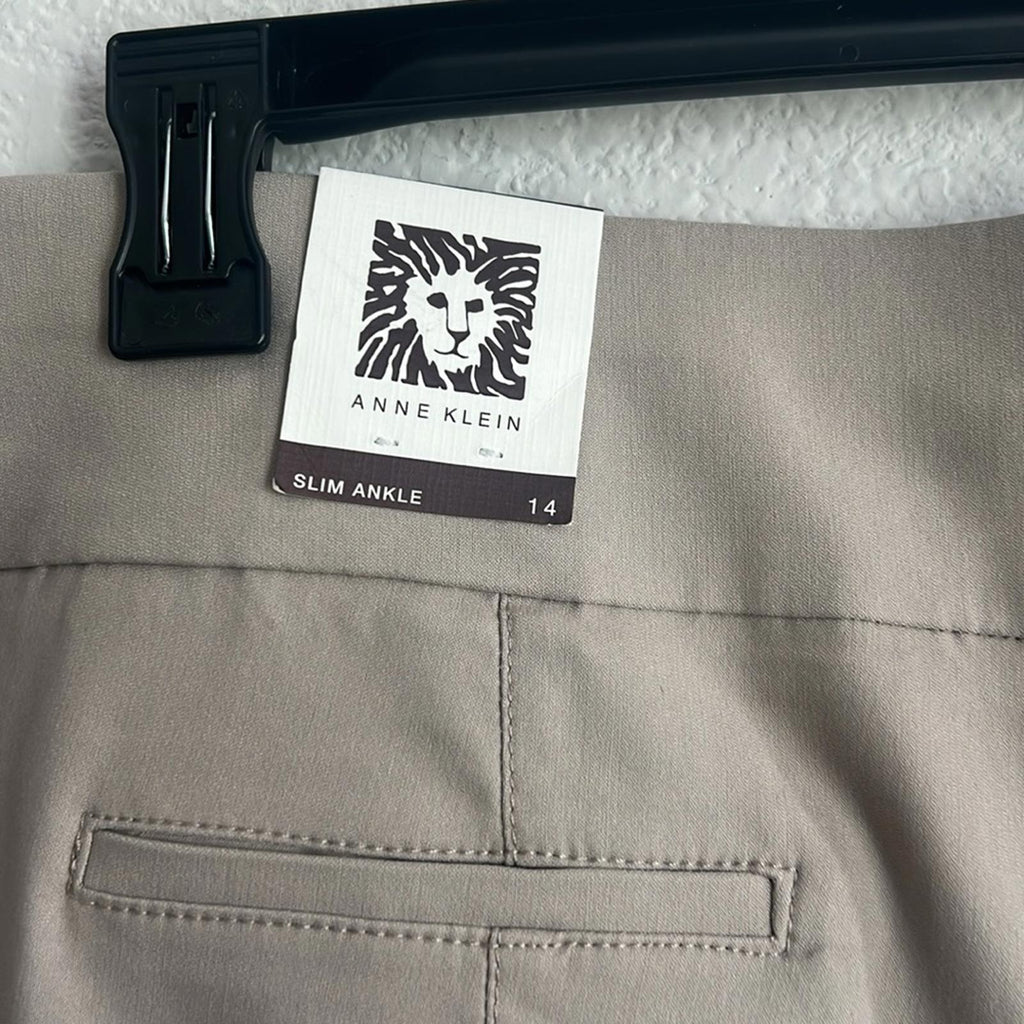 Anne Klein Pull-On Beige Slim Ankle Pants, Size 14, New w/Tag