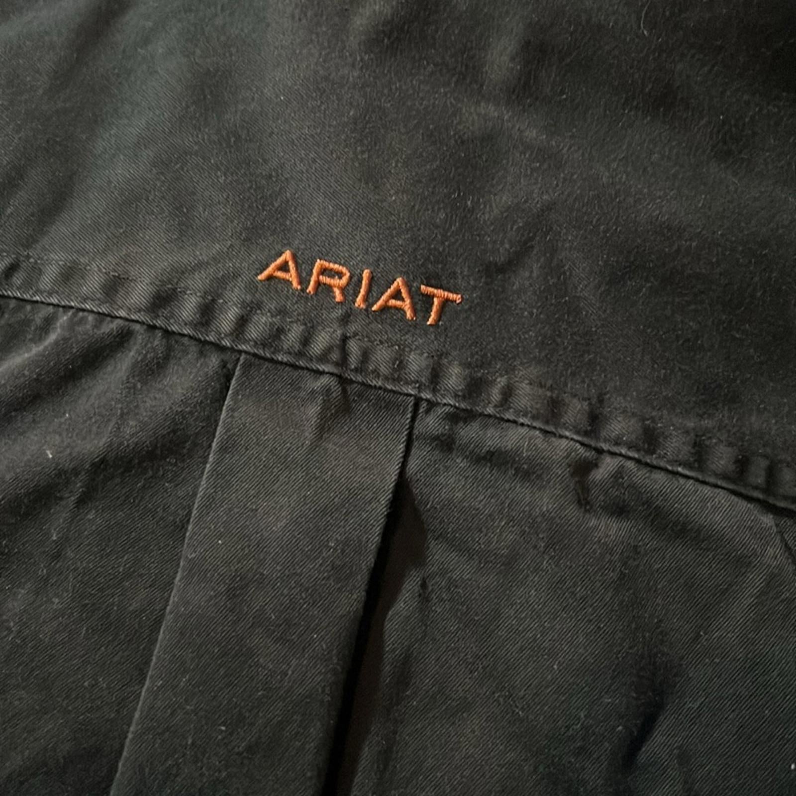 Ariat Solid Twill Classic Fit Shirt in Black, Size S EXCELLENT!