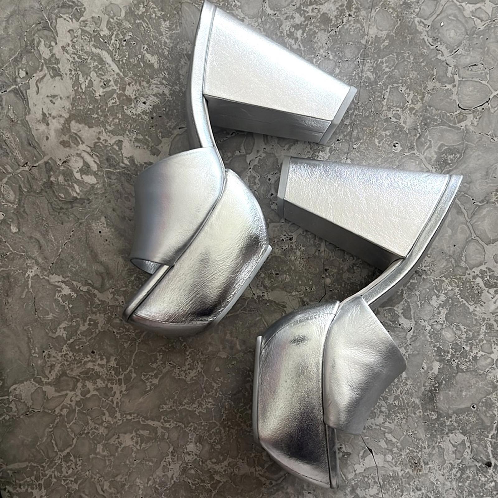 Cult Gaia Nadia Platform Sandals in Shiny Silver, NWT, Size EU 37