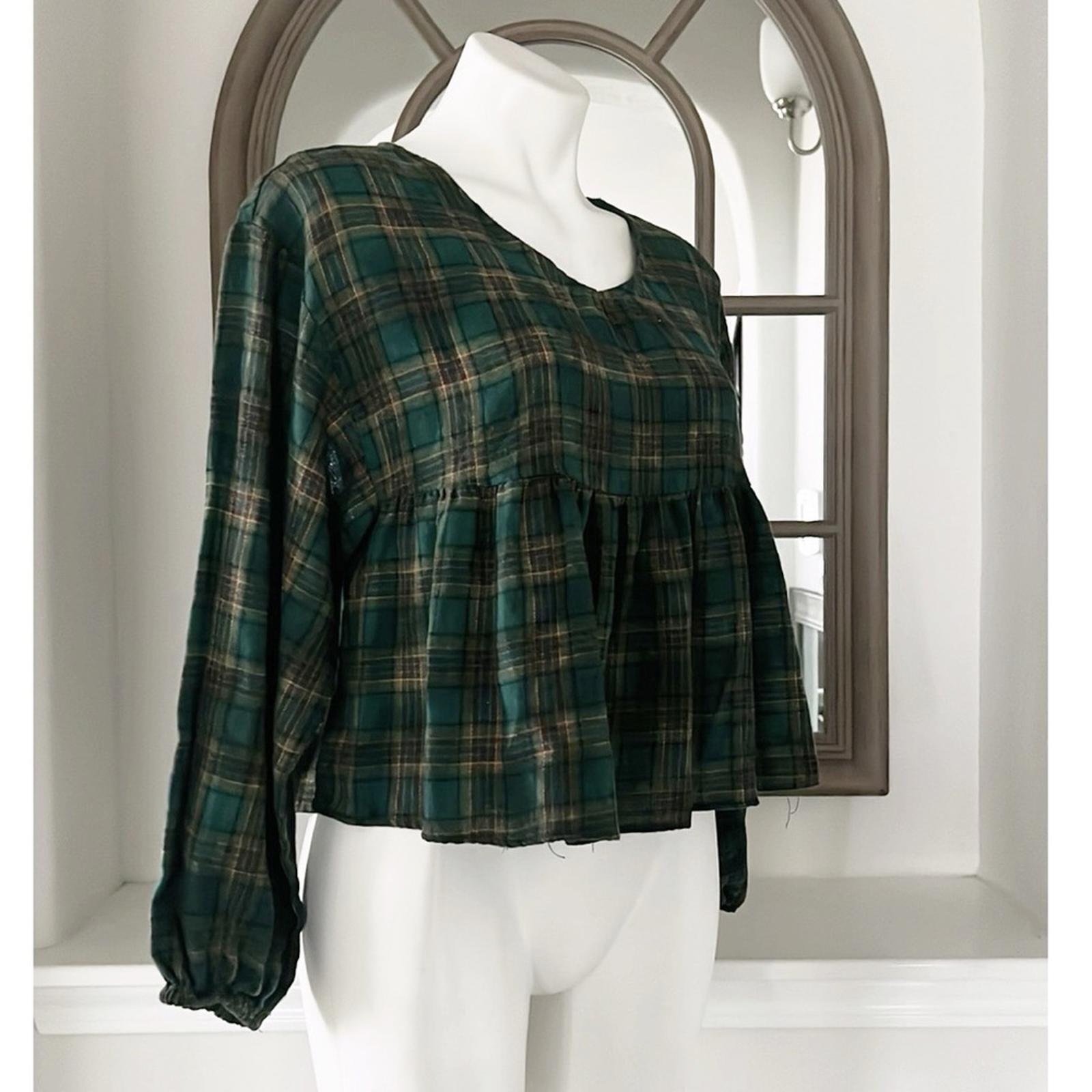 Chelsea & Violet Plaid Peplum Cropped Top in Olive, Size XS New w/Tag