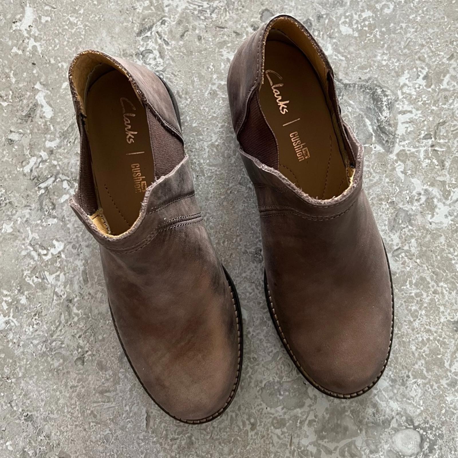 NEW Clarks Demi Beat Bronze Metallic Leather Cushion Ankle Boots UK 3, US 5.5