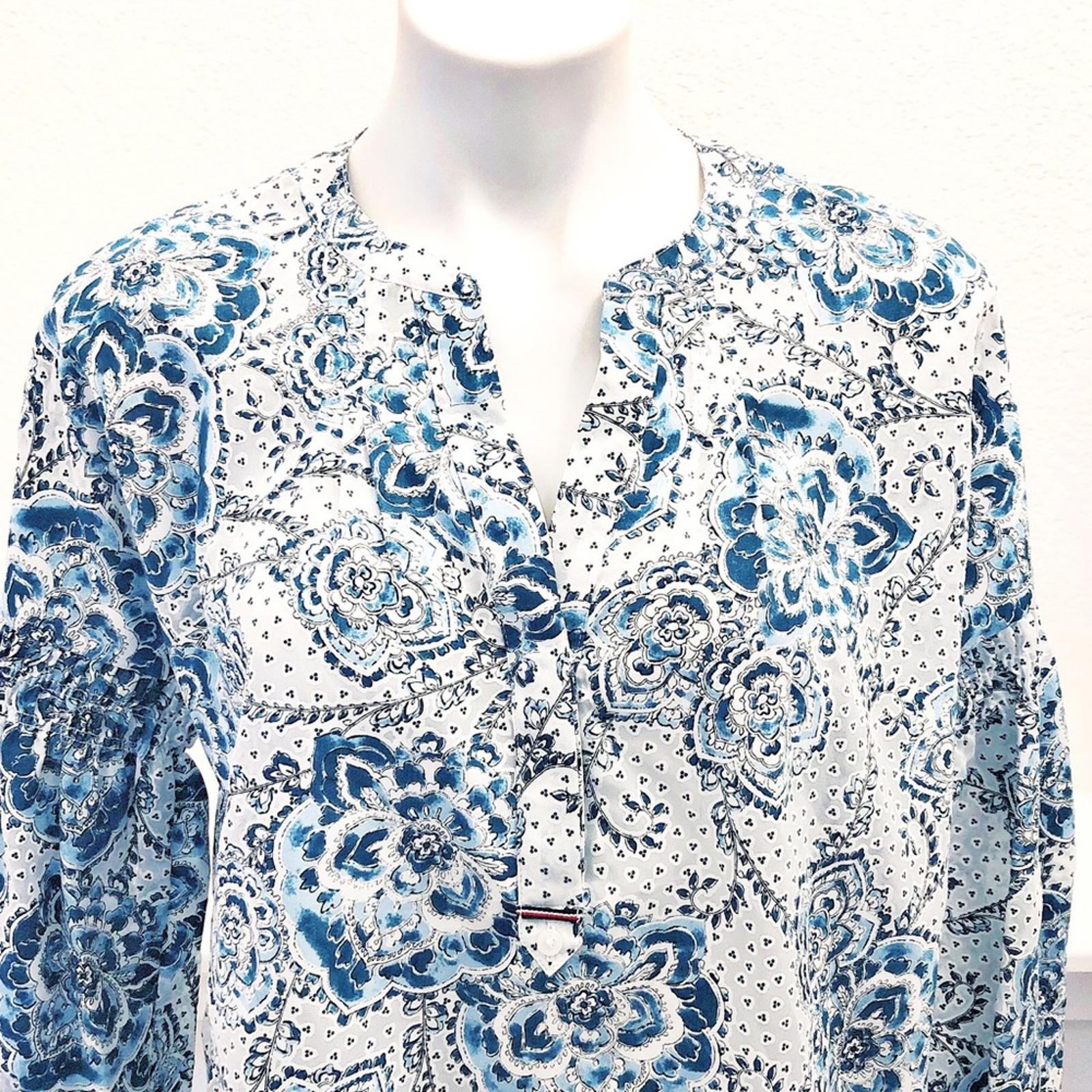 NWT Tommy Hilfiger Printed Blouson-Sleeve Blouse in Blue White Size S New w/Tag