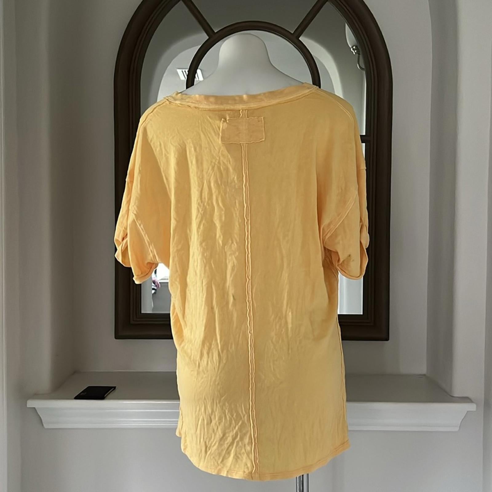 NWT Free People Keep Me V-Neck Cotton T-Shirt, Peach Sunrise Size XS New w/Tag