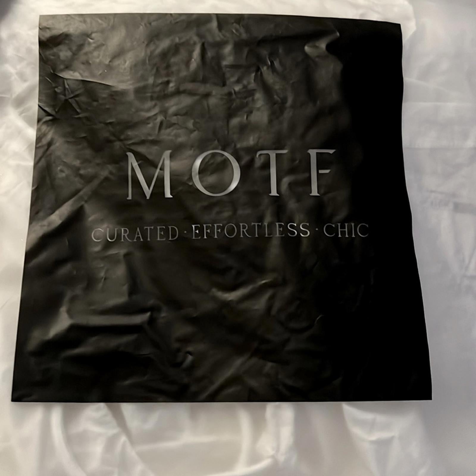 MOTF Lightweight Drawstring Trench Coat in White, Size L New in Packaging