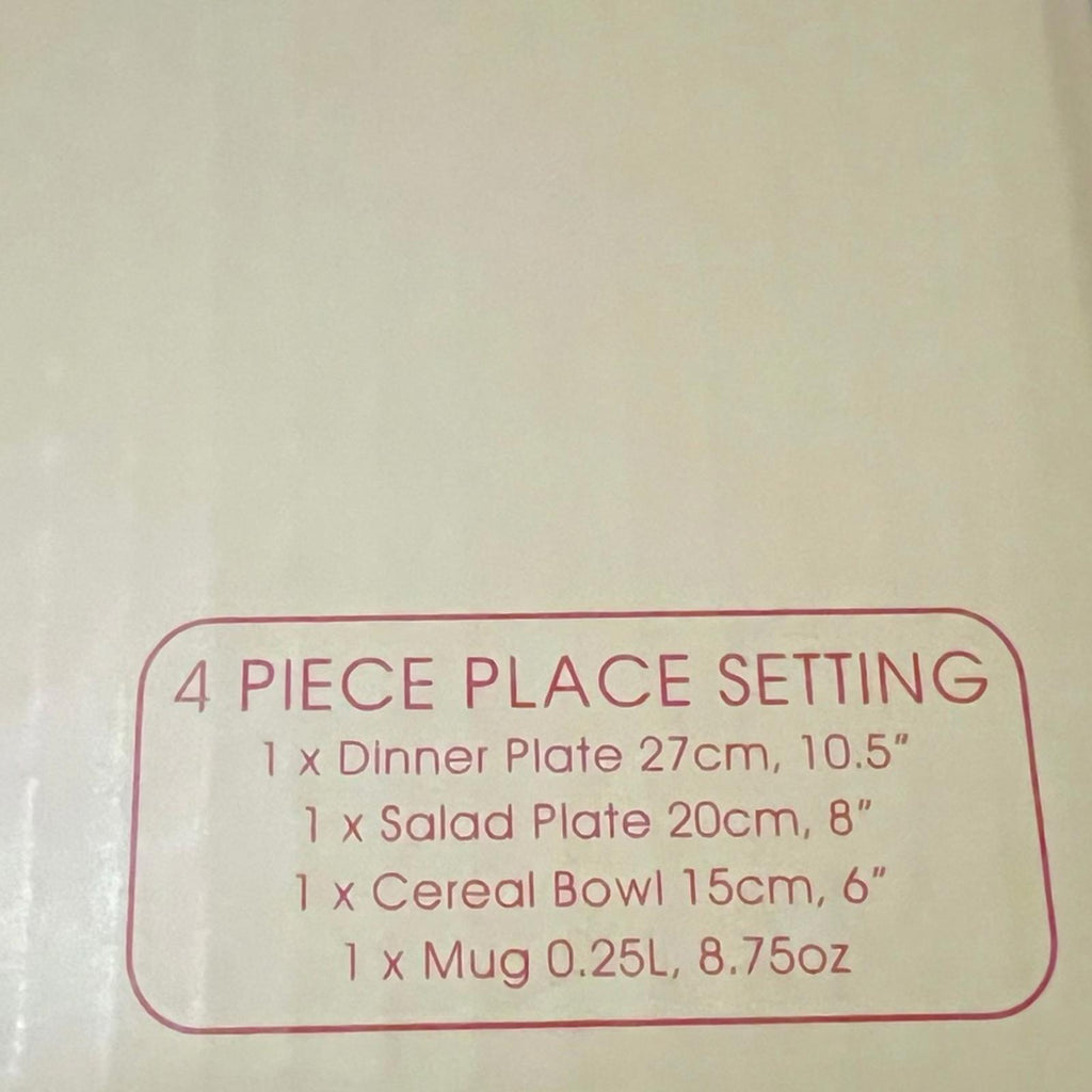 Spode Christmas Tree Dinnerware 4-Piece Plate Setting NEW in Box