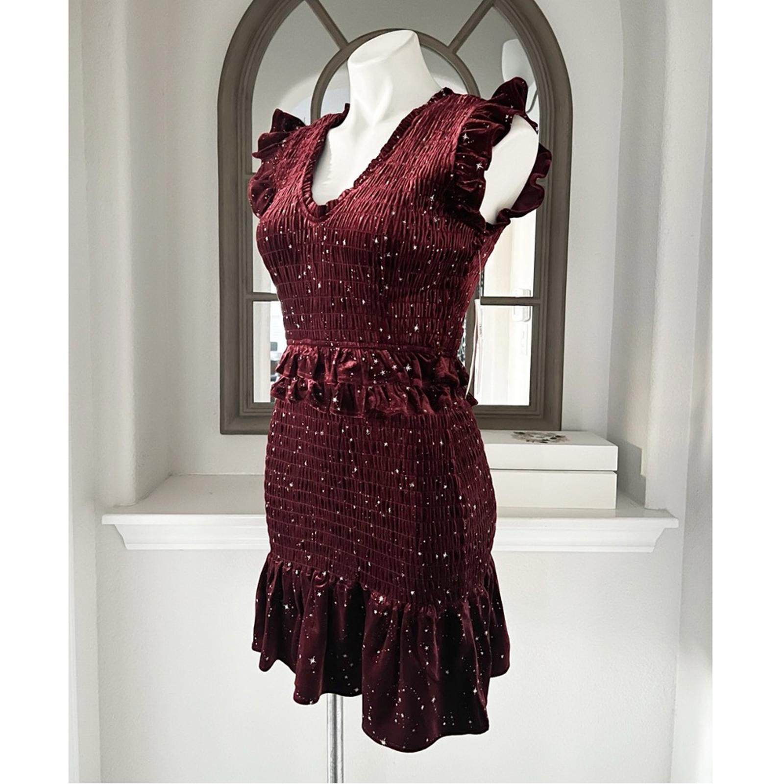 Aqua Velvet Smocked Mini Dress in Burgundy w/Star Print, Size S New w/Tag $88