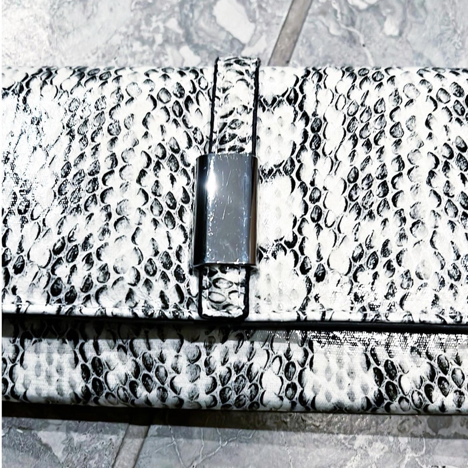 NWT Alfani Bangle Organizer Wallet - Whipsnake New w/Tag Retail $39.50