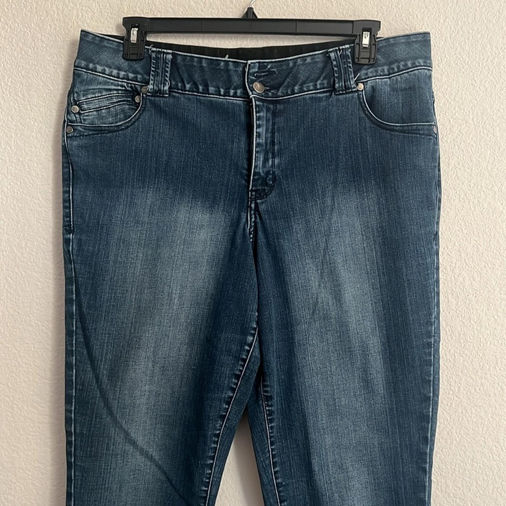 Lane Bryant High-Rise Tighter Tummy Two-Tone Skinny Jeans in Dark Wash, Size 18