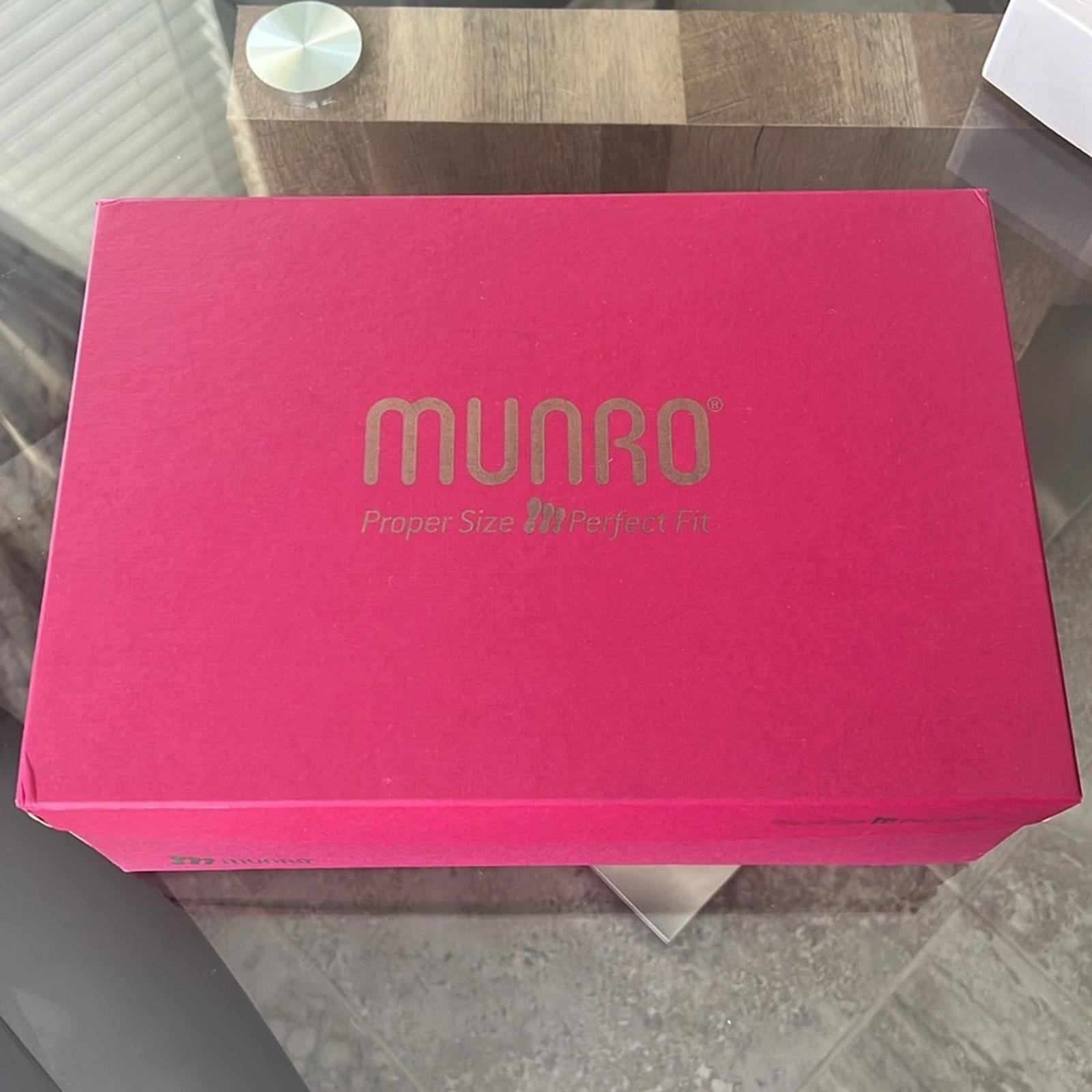 Munro Chestnut Ankle Boots, Size 11.5 New in Box
