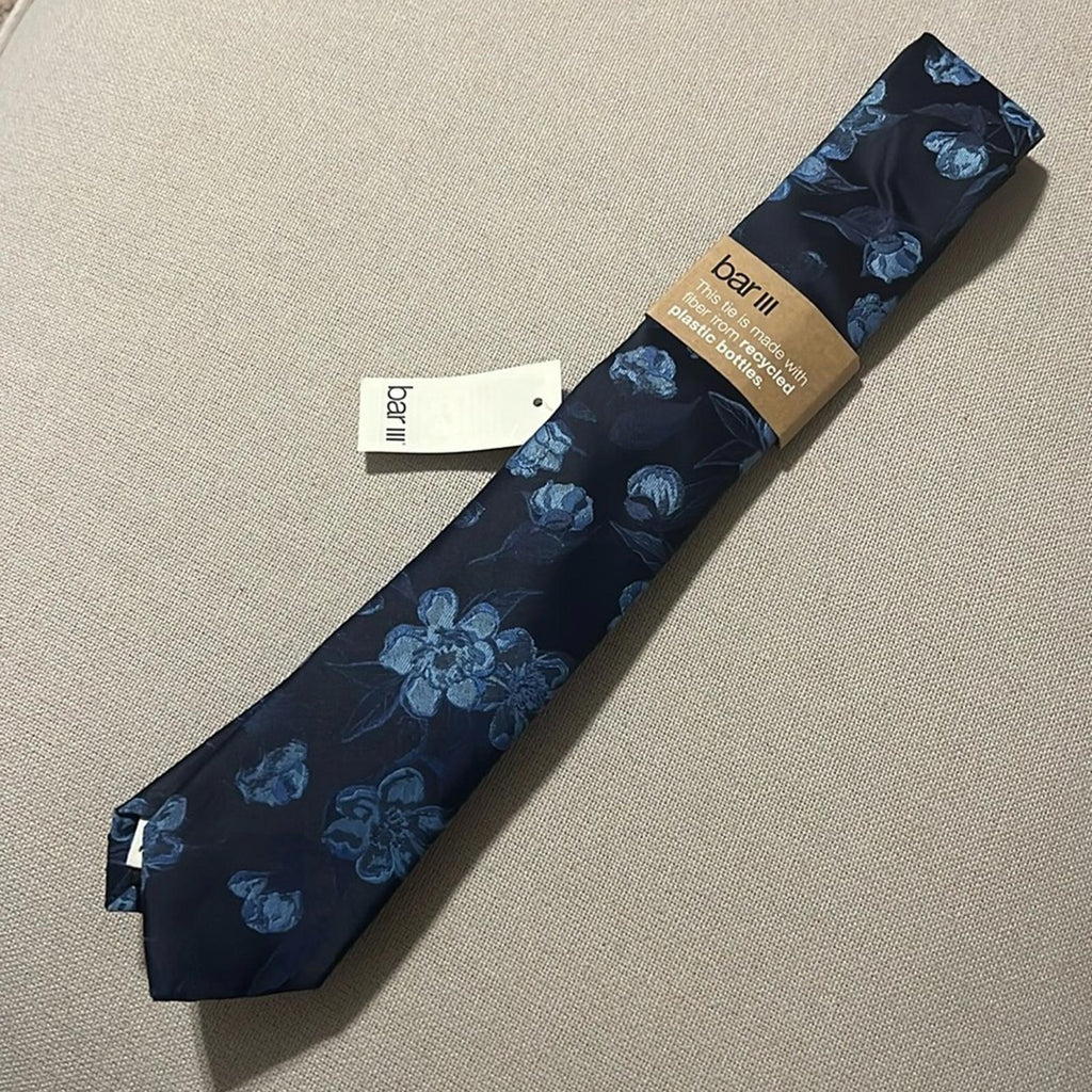 Bar III Ghajar Floral Neck Tie, Navy Style 13C22-2035 New with Tag