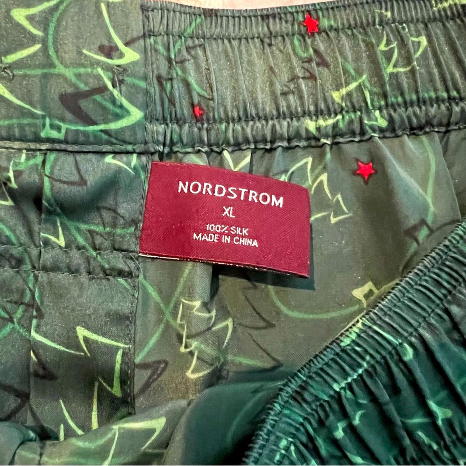 Nordstrom 100% Silk Shorts in Green Mult., Men’s Size XL NWOT