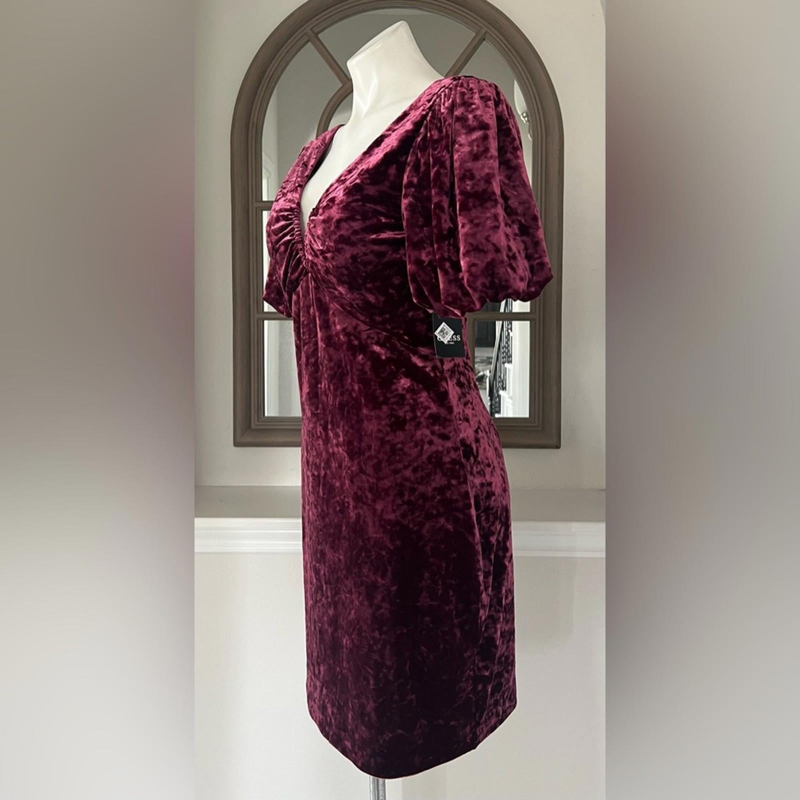 NWT Guess Textured Bodycon Crushed Velvet Mini Dress in Wine Size 12 New w/Tag