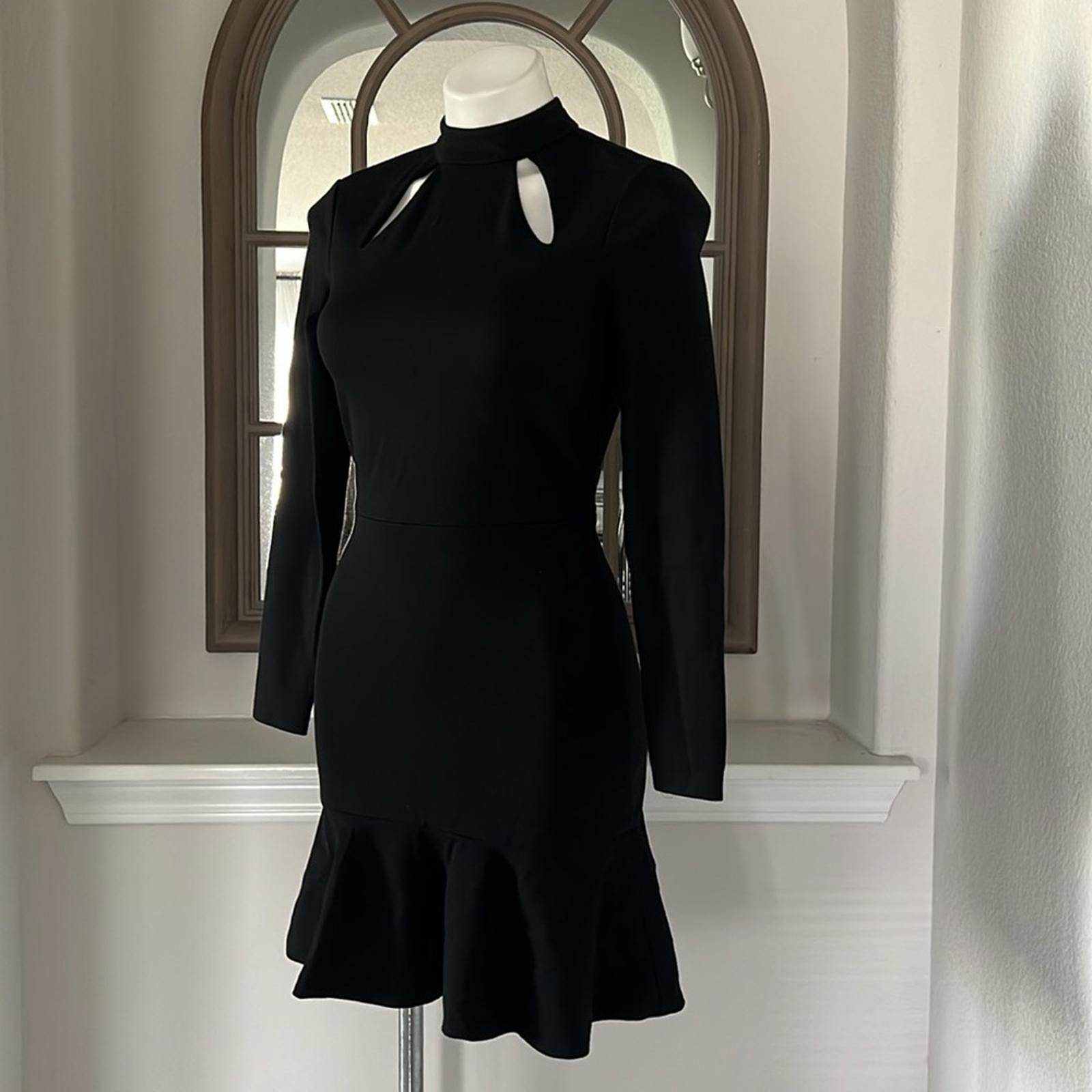 Alice + Olivia Marisela Ruffle Hem Cutout Cocktail Dress Black Size 2 EXCELLENT!