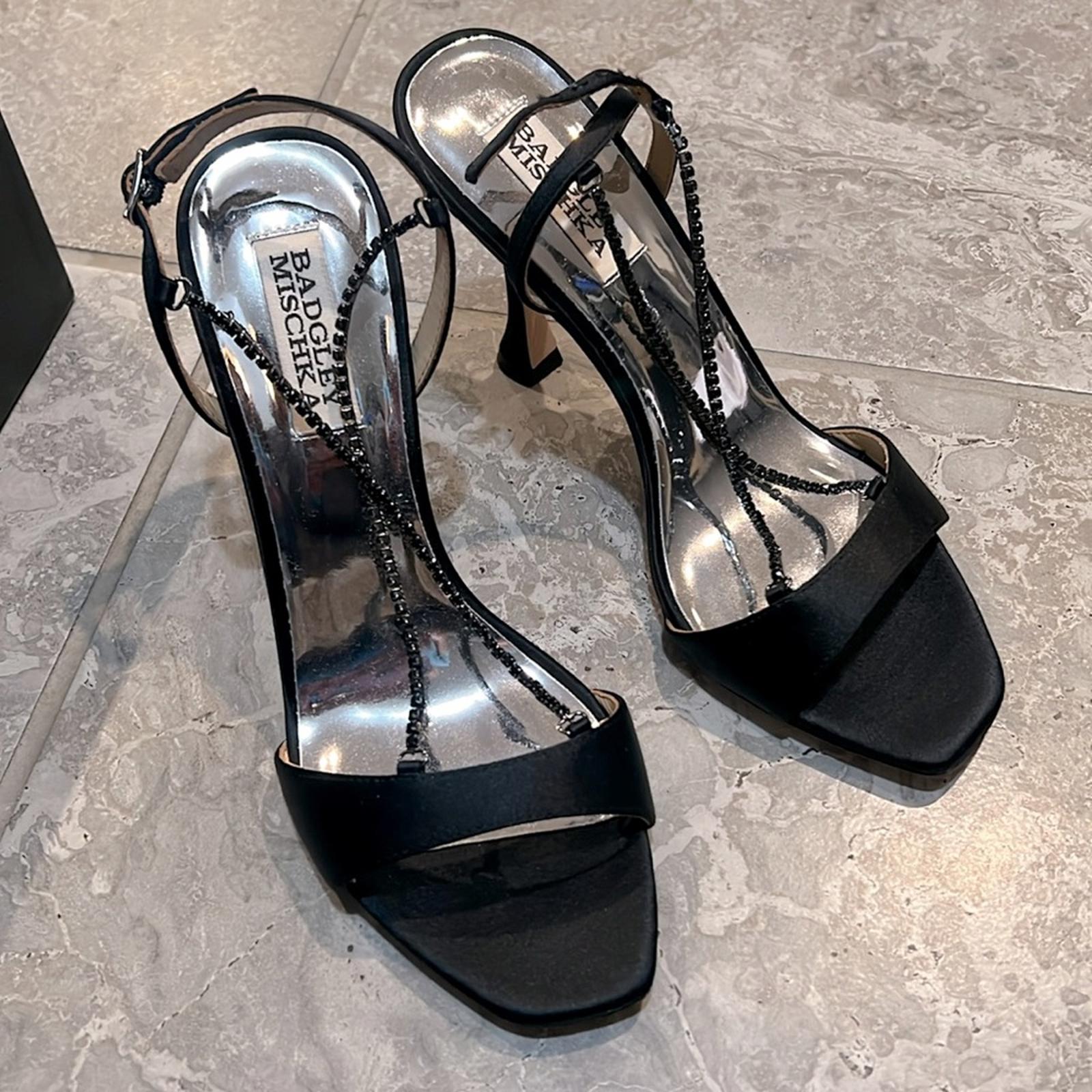 Badgley Mischka Neville Embellished Sandals Black Satin Size 6.5 NEW in Box $225