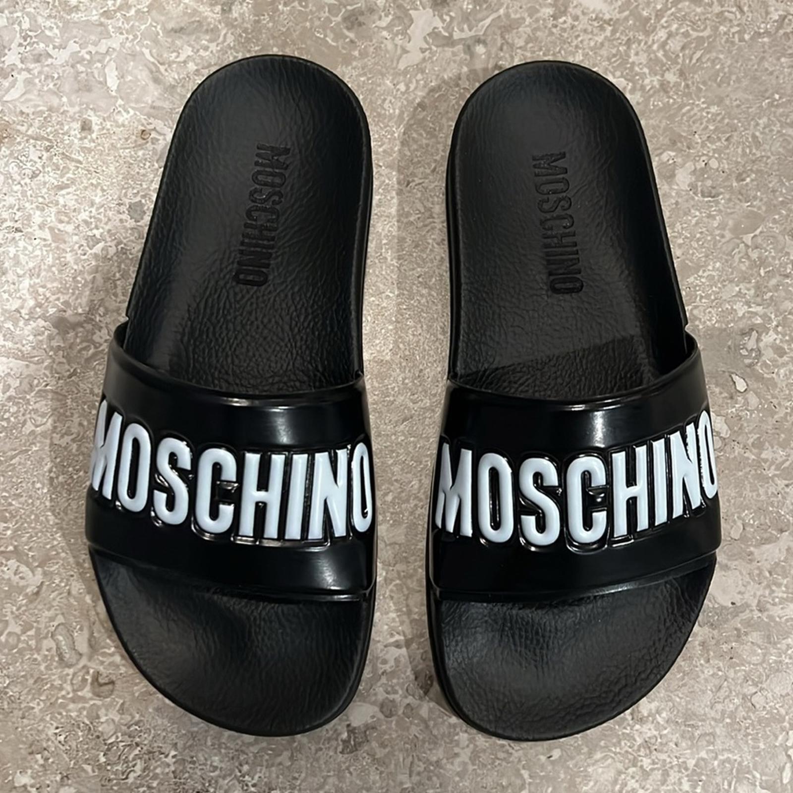 Moschino Logo-Print Slides in Black Size 35 New in Box w/DustBag