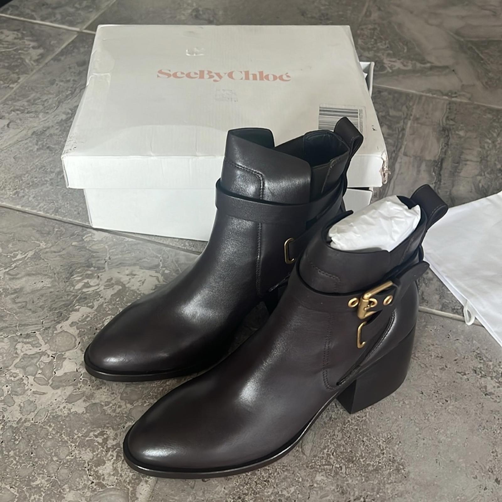 See by Chloé Dark Brown Calf Averi Block Heel Leather Bootie, Size 41 w/DustBag