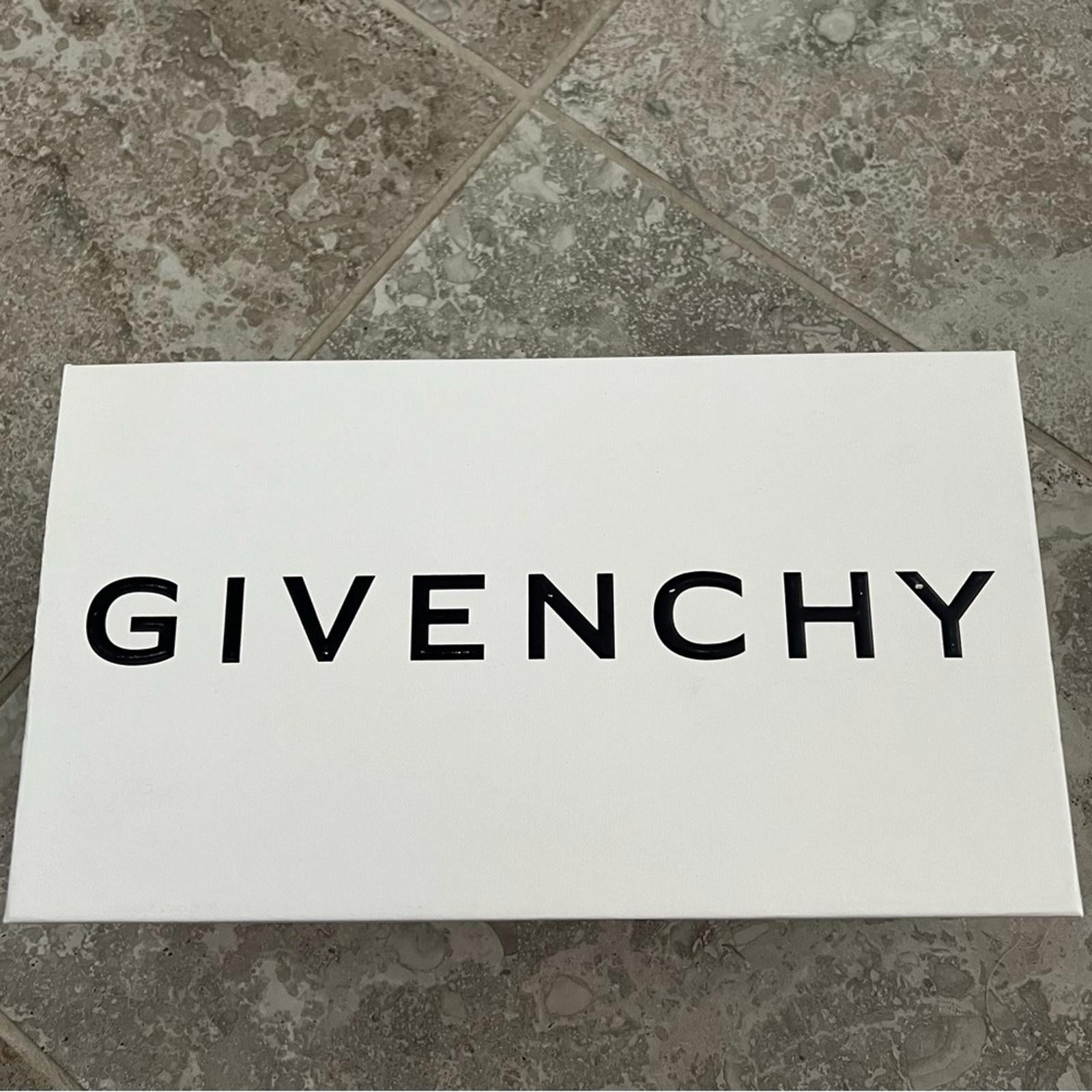 Givenchy Elba Slippers, 100% Lamb Leather Mules in Burgundy, Size 36 New in Box