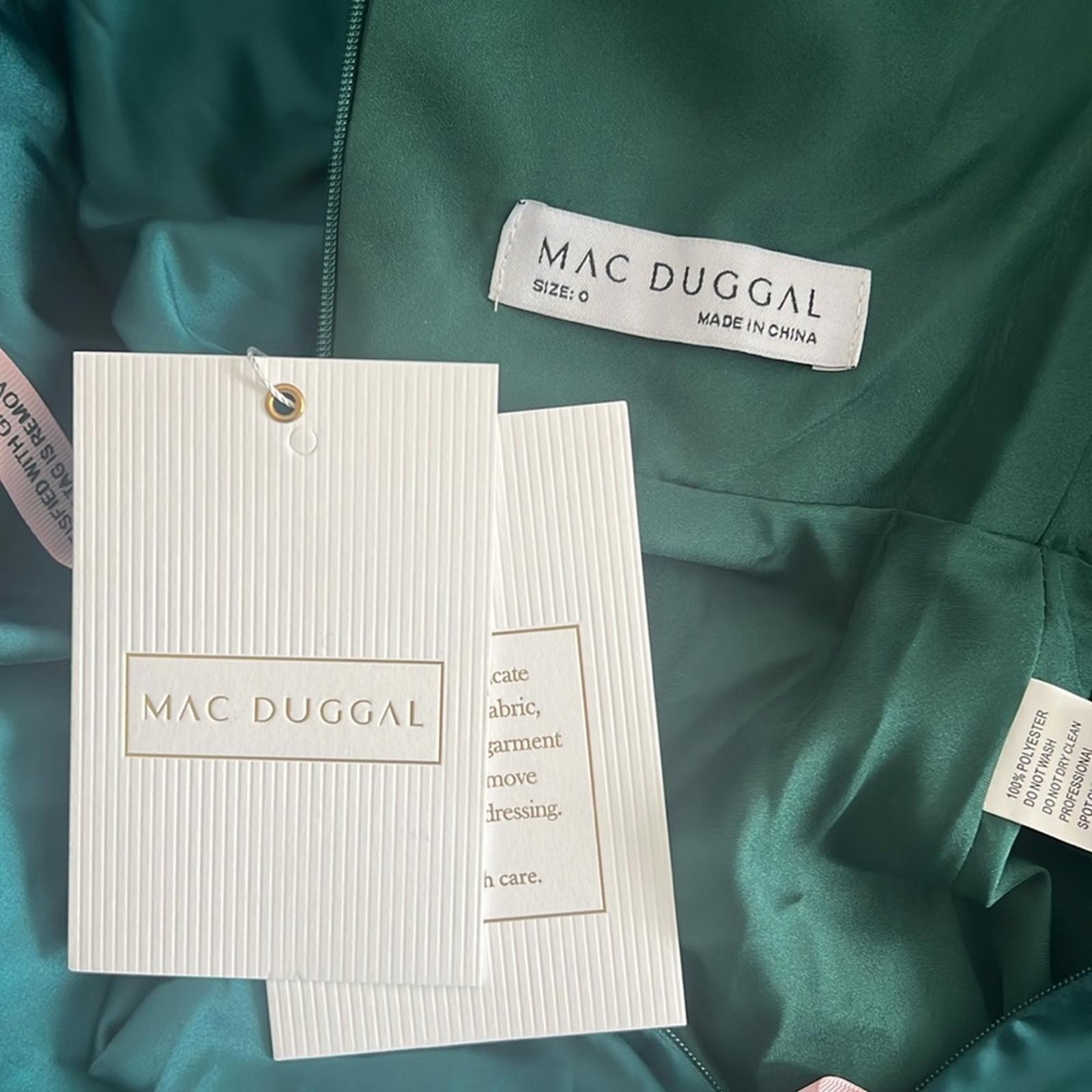Mac Duggal Pleated Bodice High-Low Satin Cocktail Dress in Emerald Green NWT