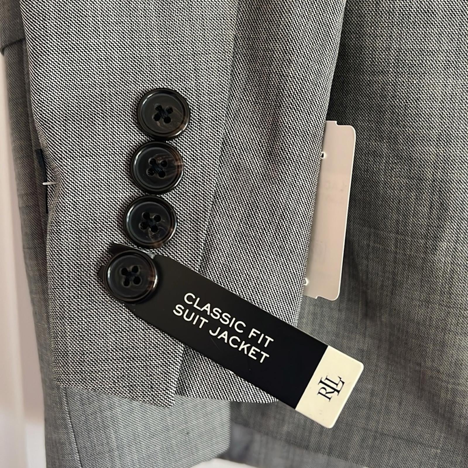 Ralph Lauren Classic Fit Suit Jacket in Light Grey, Size 40 Short New w/Tag $450