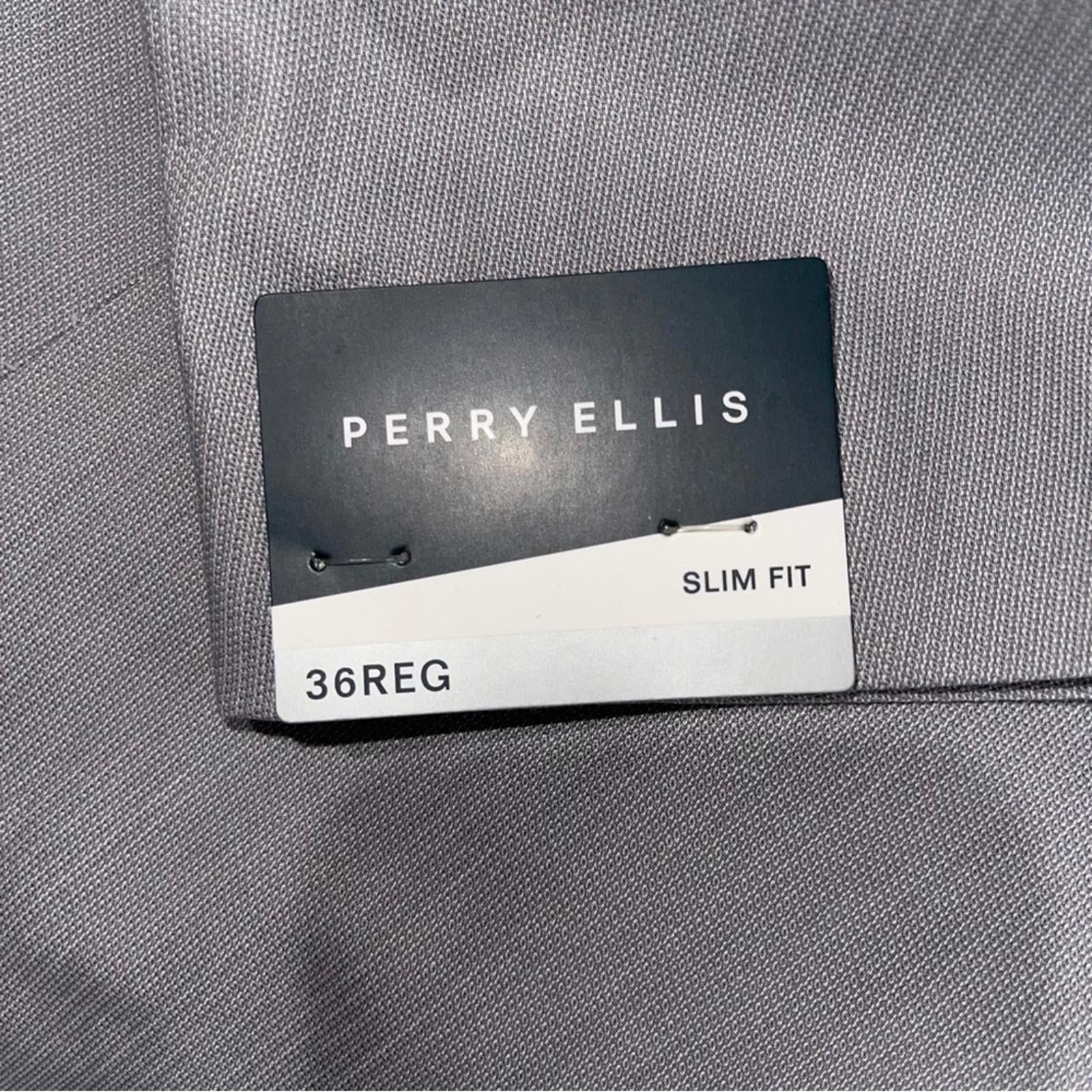 Perry Ellis Premium Men’s Alloy Slim Fit Stretch Tech Suit, Size 36 R NWT $225