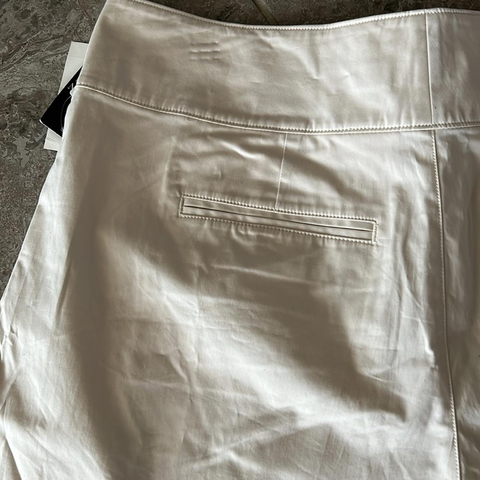 Lauren Ralph Lauren Buckle-Trim Sateen Shorts in Winter Cream, Size 18 NWT