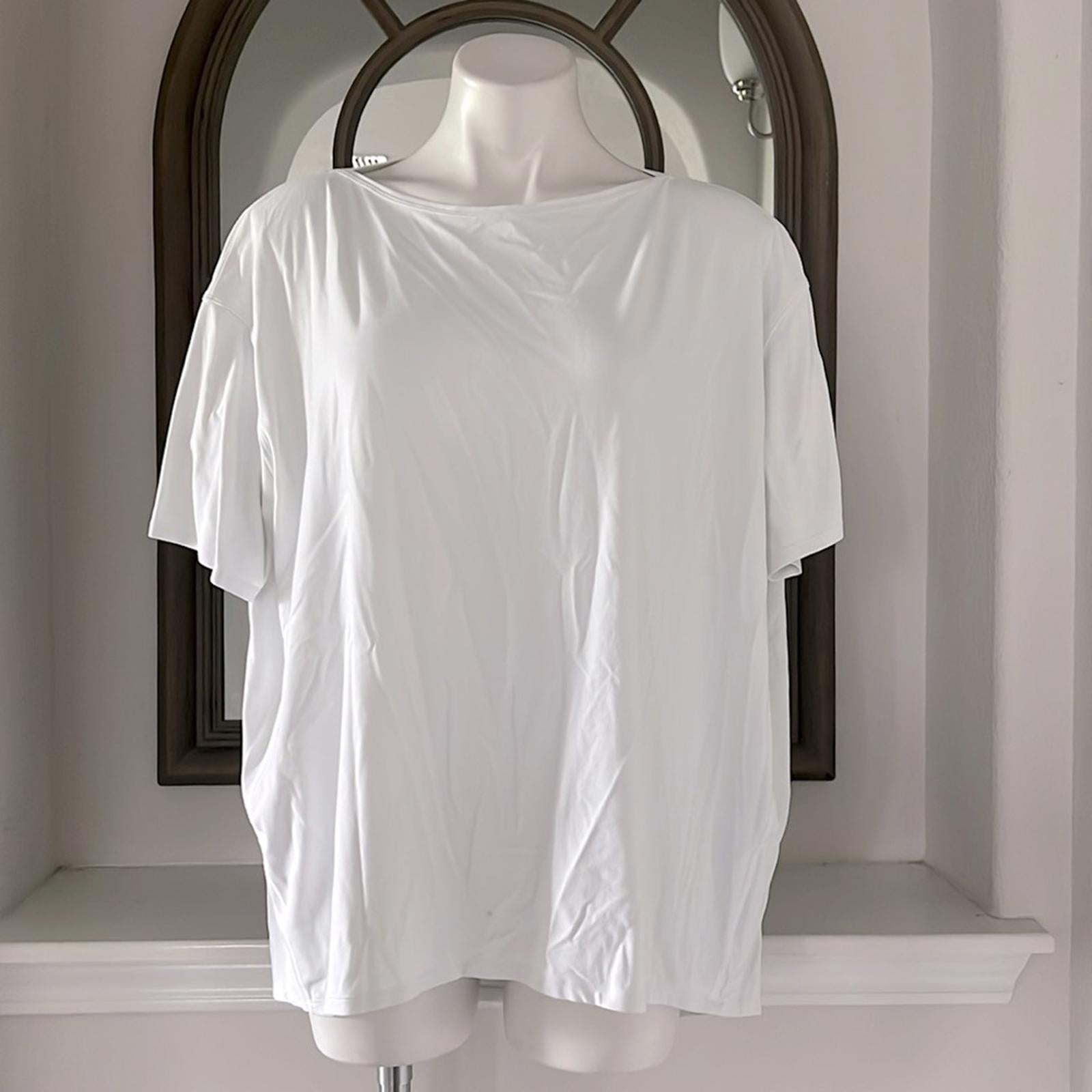Lululemon White Oversized Top, Size 12 EXCELLENT!