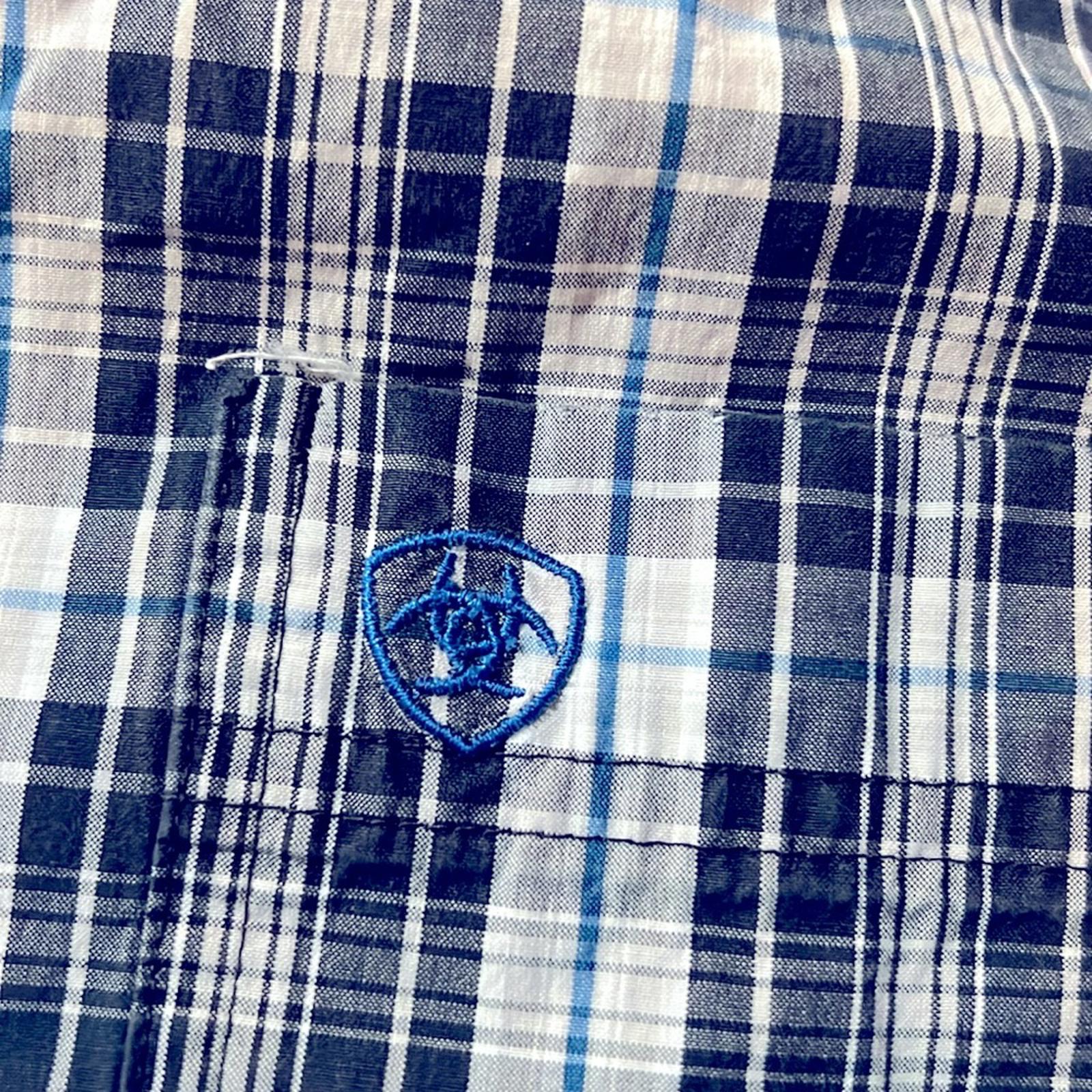ARIAT Men’s Pro Series Button Down Plaid Classic Fit Shirt, Size M EXCELLENT!