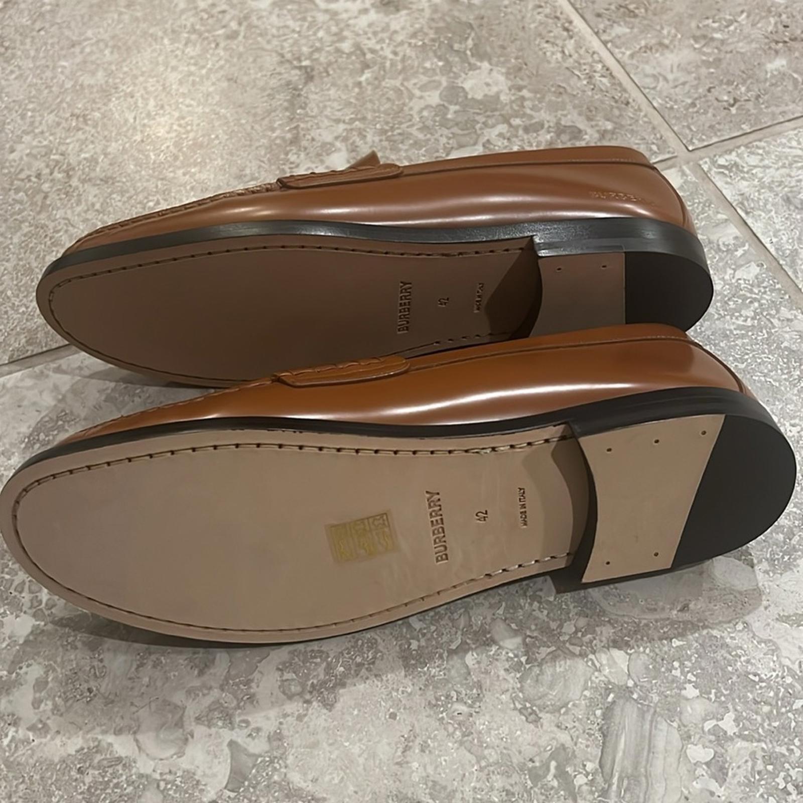 Burberry Brown Coin Loafers in Warm Oak Brown, Size EU42 UK8 US9 New w/Dust Bag