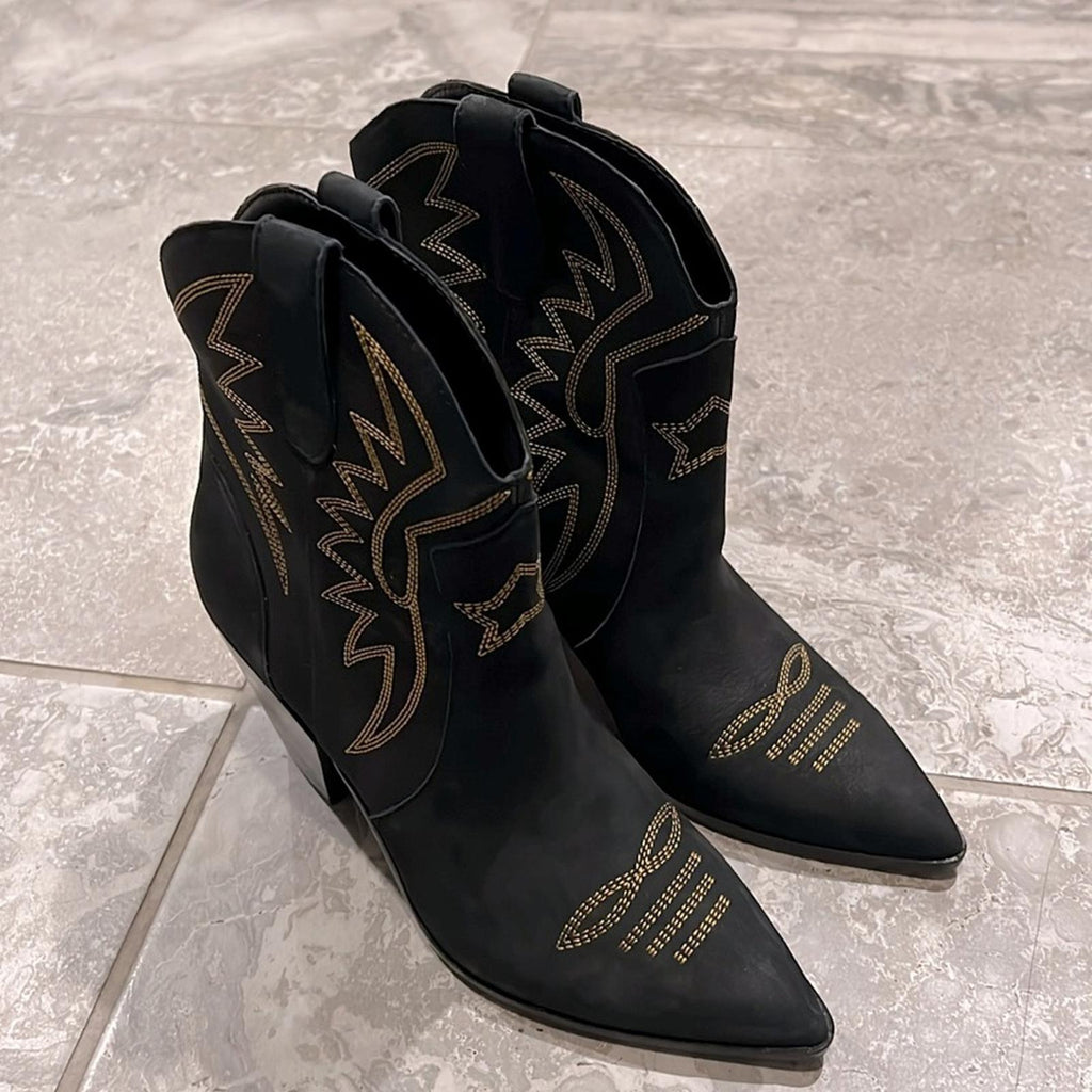 Dolce Vita Ginni Pull On Pointed Booties in Black Nubuck Size 8.5 New in Box