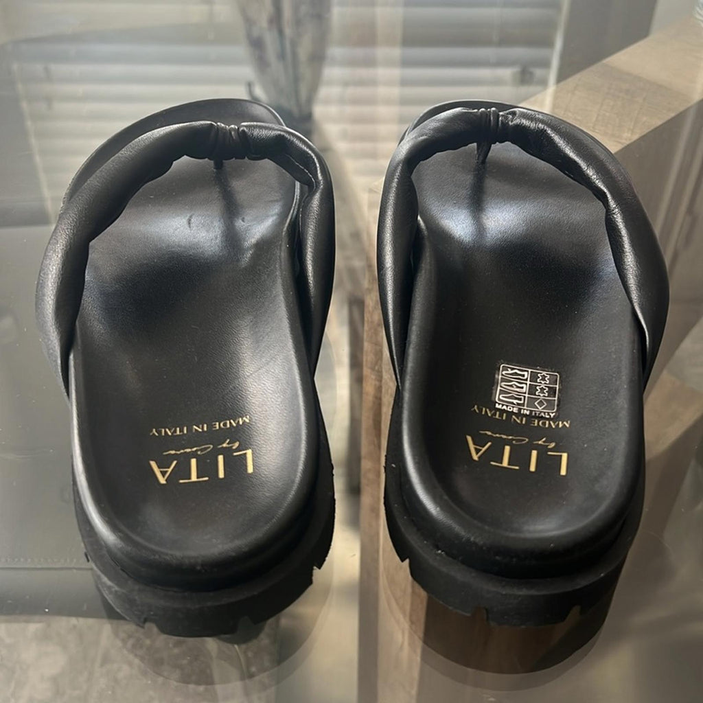 LITA by Ciara (Made in Italy) Lug Sole Thong Sandals, Black Size 42 EXCELLENT!