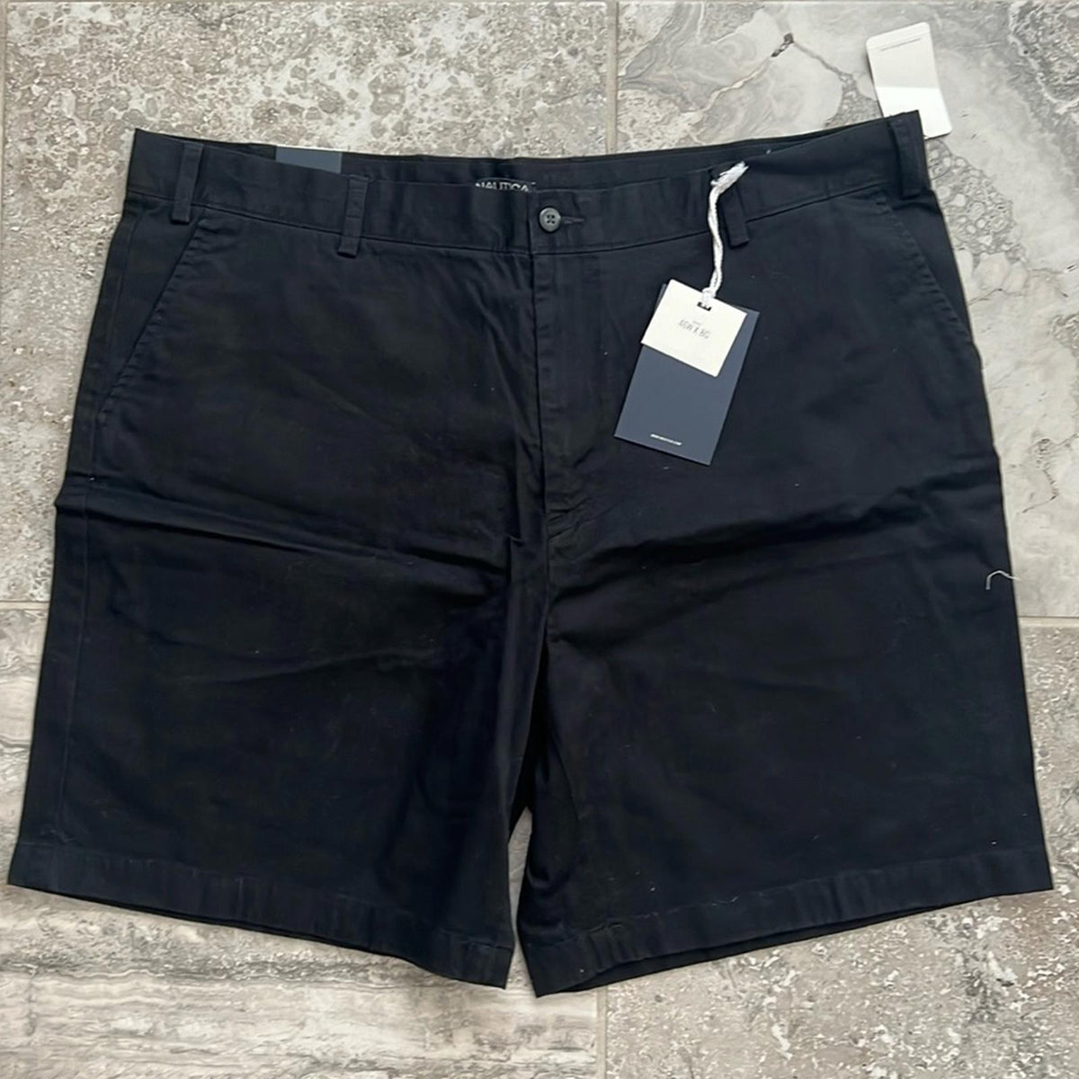 Nautica Flat Front True Khaki Shorts in Black, Size 46W New w/Tag