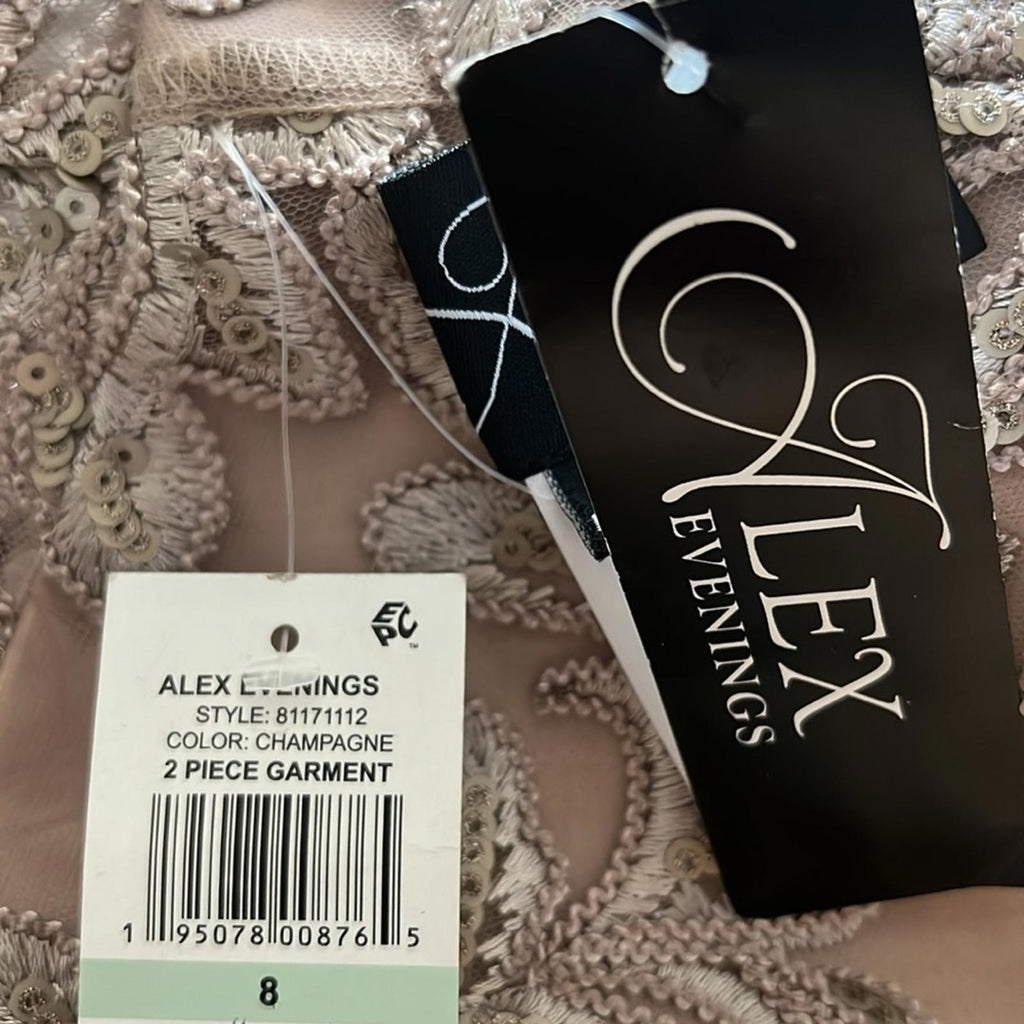 NWT Alex Evening Embroidered Gown w/Sweetheart Illusion Neckline Gown Retail$259