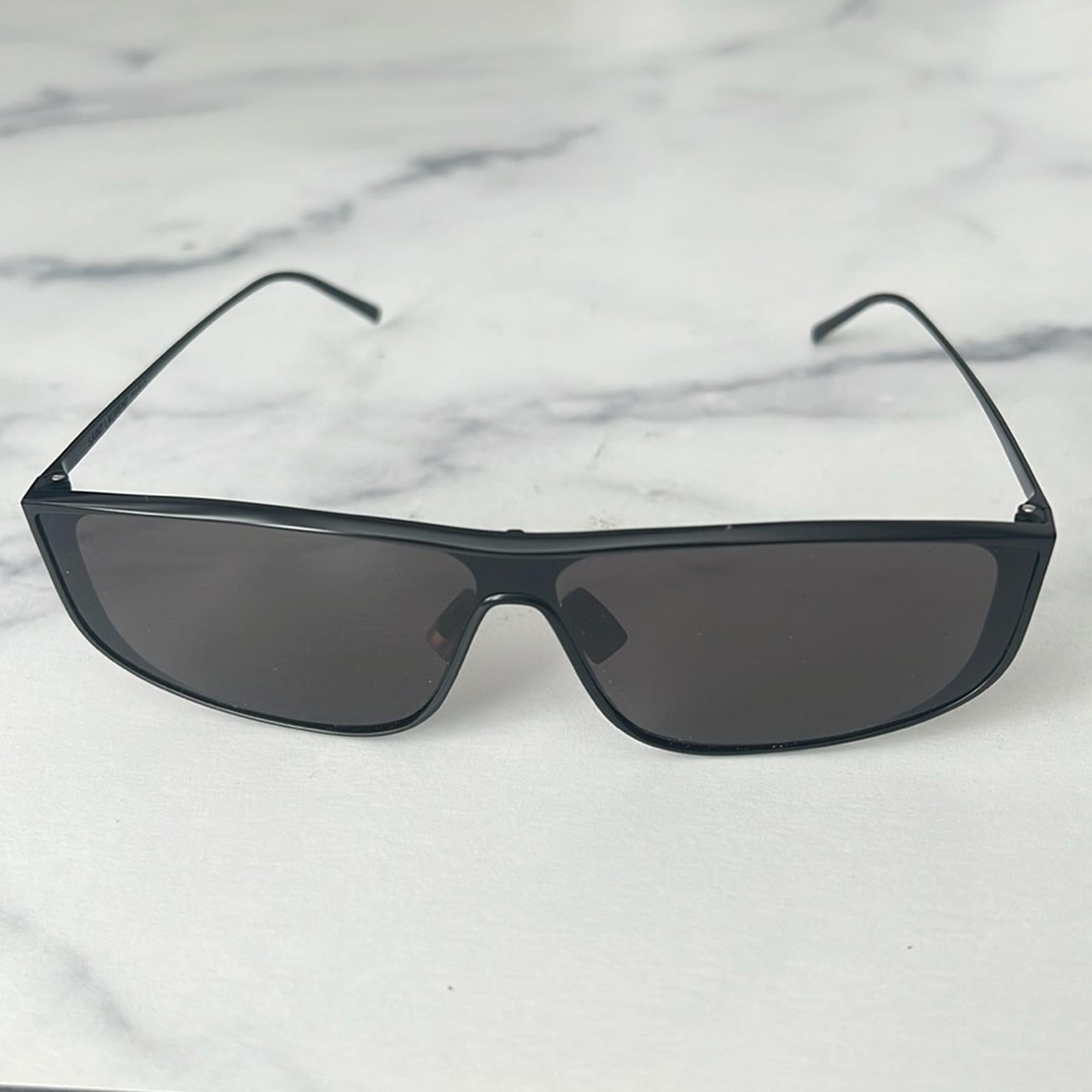 Saint Laurent 605 Luna Rectangular Sunglasses -002 99 S NEW w/Tag $740