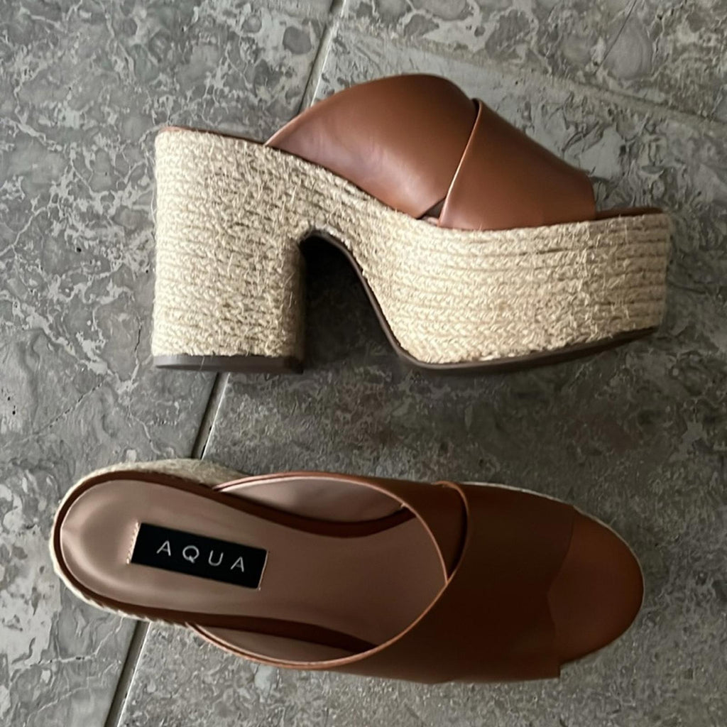 Bloomingdale’s Aqua July Platform Slide Sandals in Cognac, Size 8 New in Box