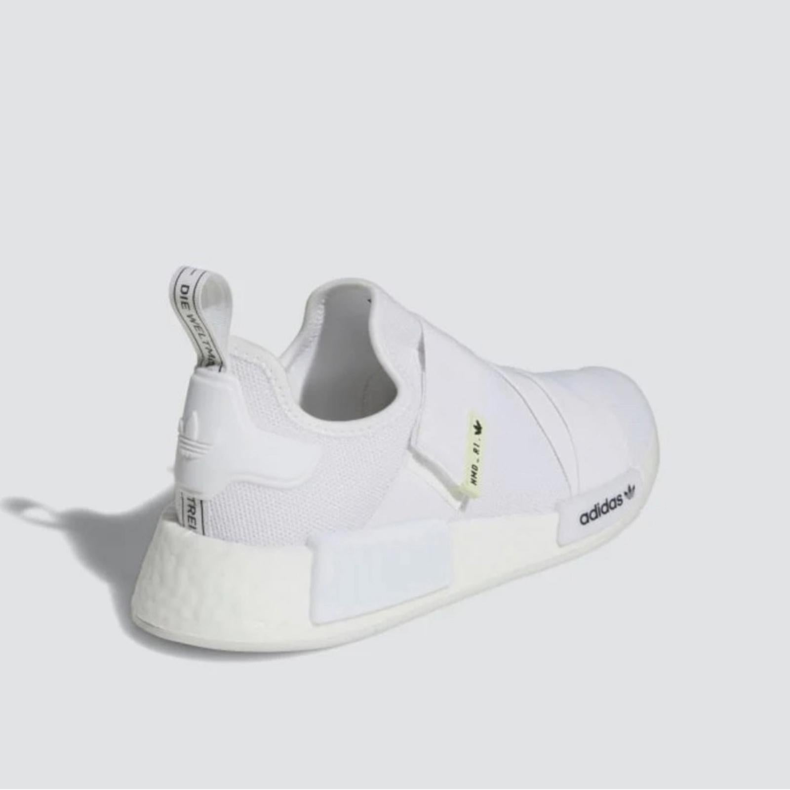 NWT Adidas Originals NMD_R1 Boost Laceless Sneakers, Size 7.5 New in Box $150