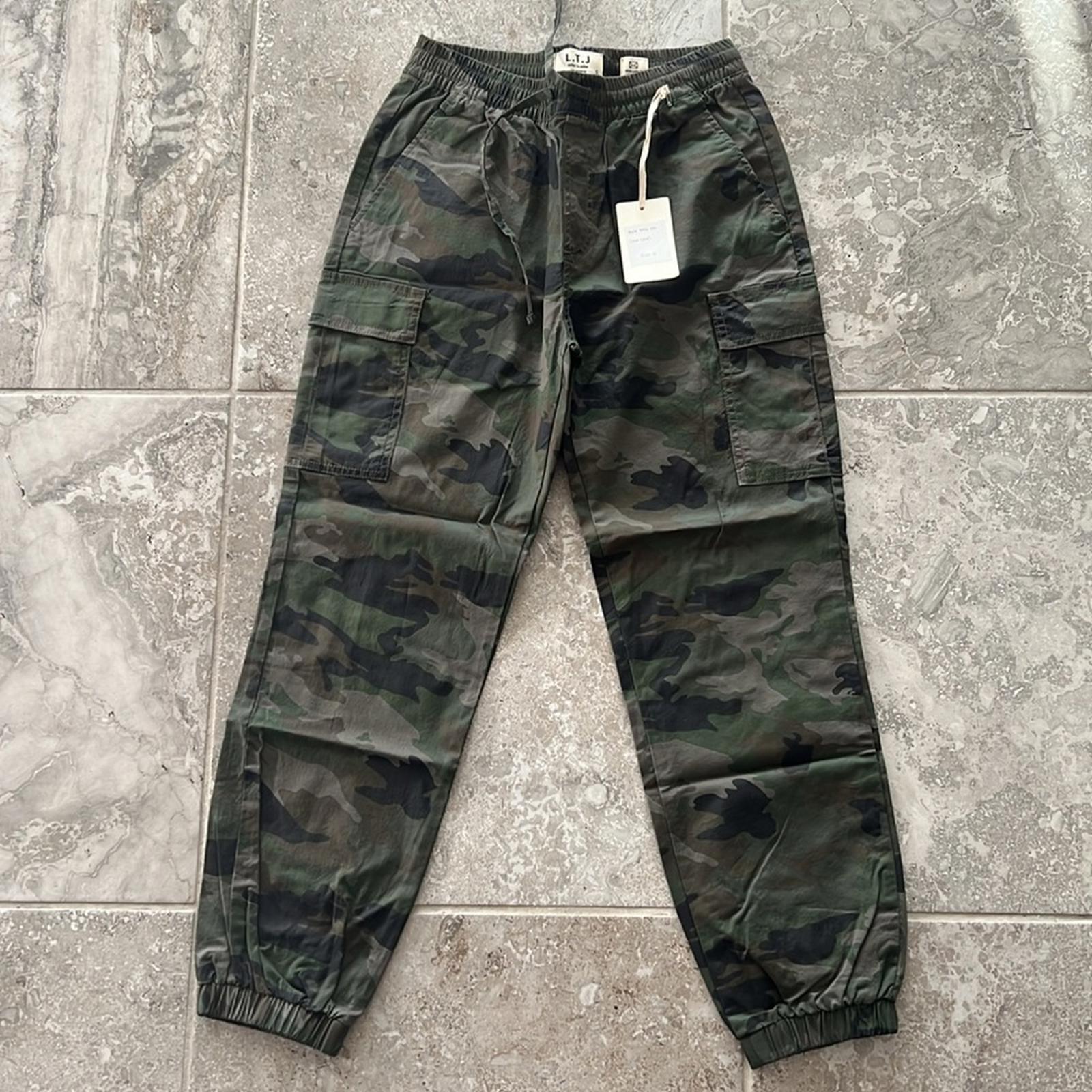 L.T.J Letter to Juliet Cargo Joggers in Camo, Size S New w/Tag