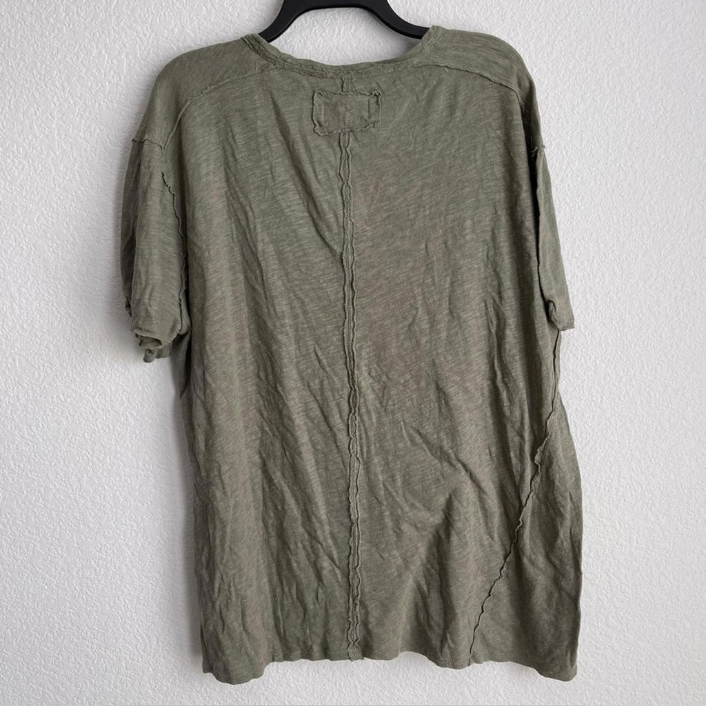 Free People Slouchy V-neck T-shirt in Khaki, Size M NEW w/Tag